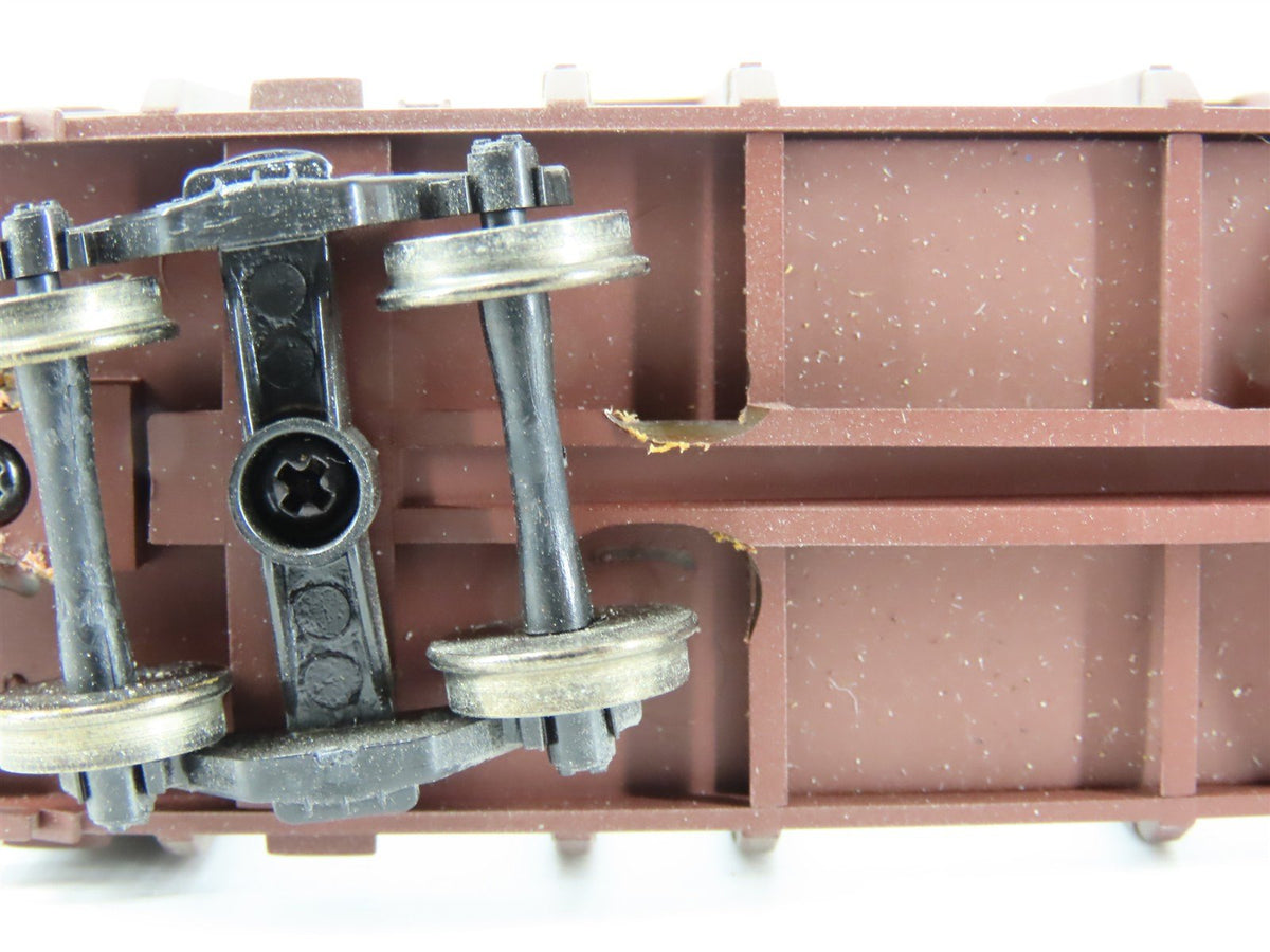 HO Walthers Goldline 932-23157 CN Pulpwood Flat Car 2 Pack Custom Weathered
