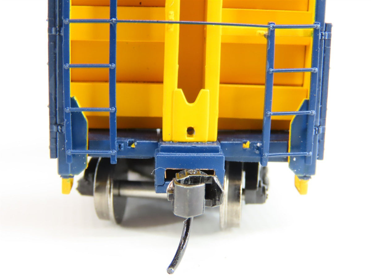 HO Scale Walthers Proto 920-104312 ONT Ontario Northland Bulkhead Flatcar #4539