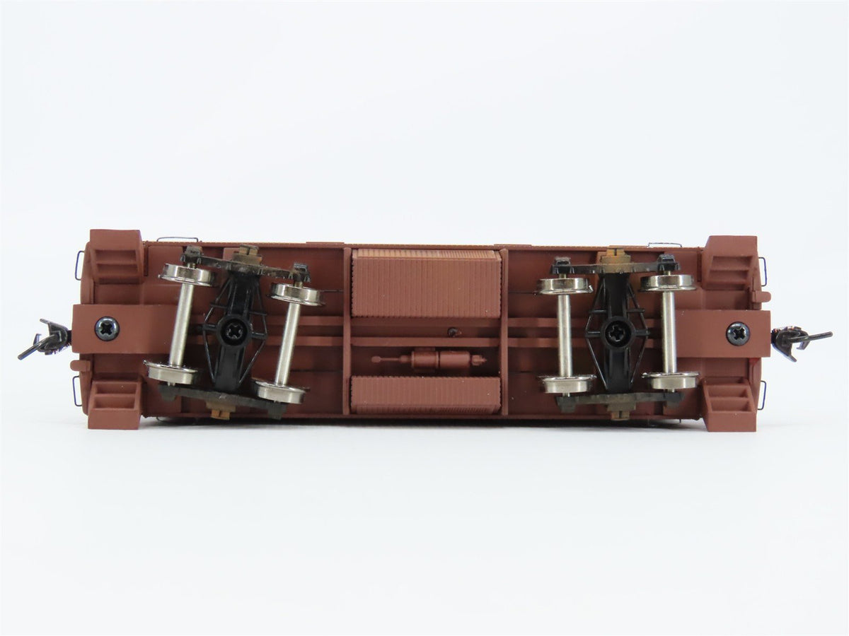 HO Scale Walthers Proto 920-103201 30&#39; ATSF Wood Caboose #1321