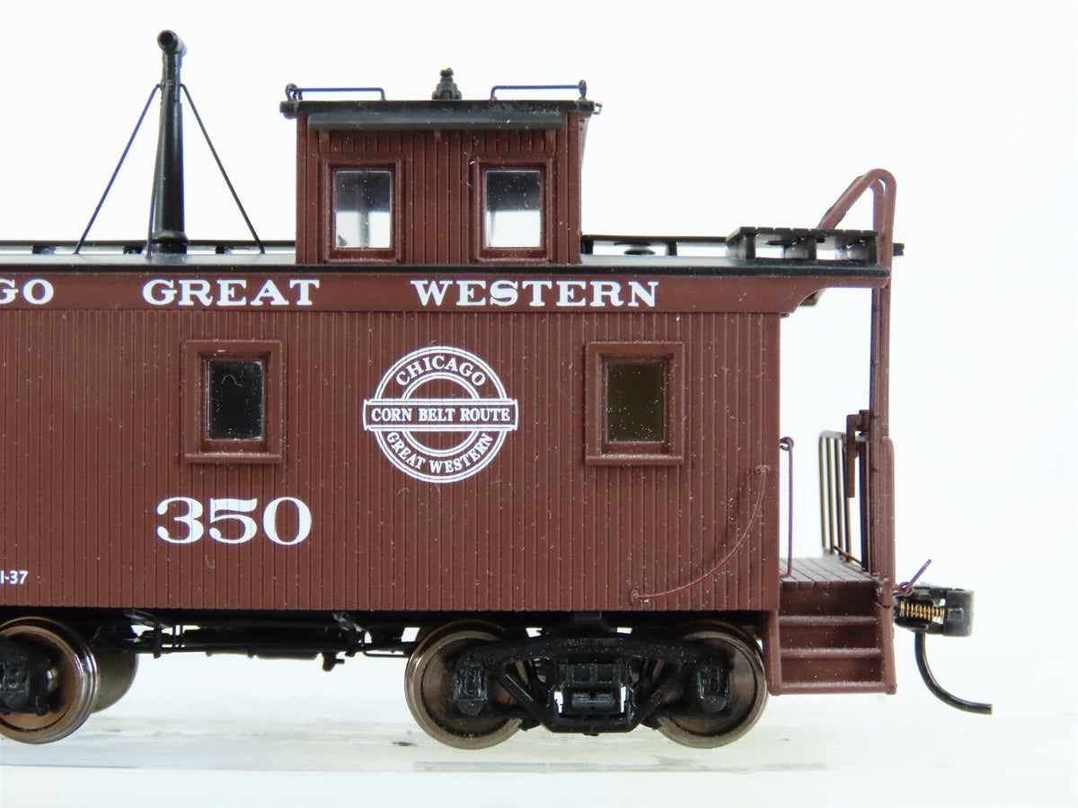 HO Scale Walthers Platinum 932-7685 CGW Chicago Great Western Wood Caboose #350