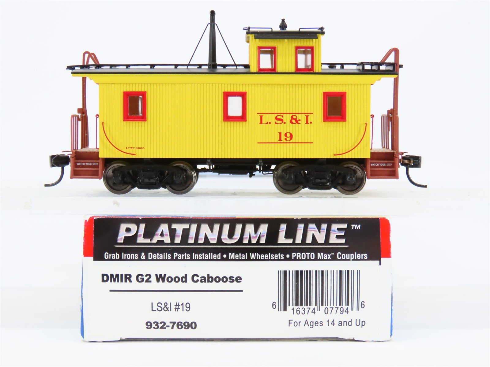 HO Walthers Platinum 932-7690 LS&I Lake Superior & Ishpeming Wood Caboose #19
