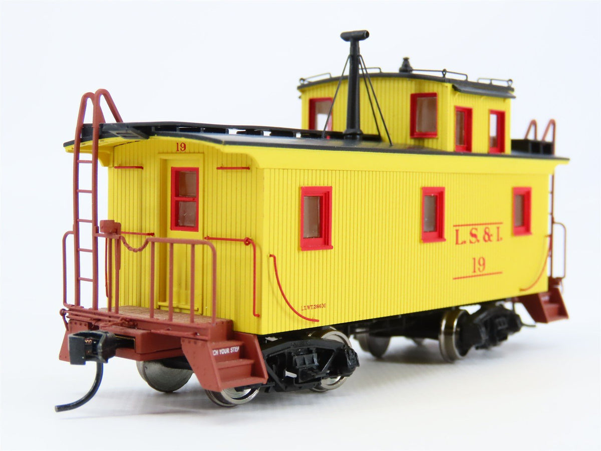 HO Walthers Platinum 932-7690 LS&amp;I Lake Superior &amp; Ishpeming Wood Caboose #19