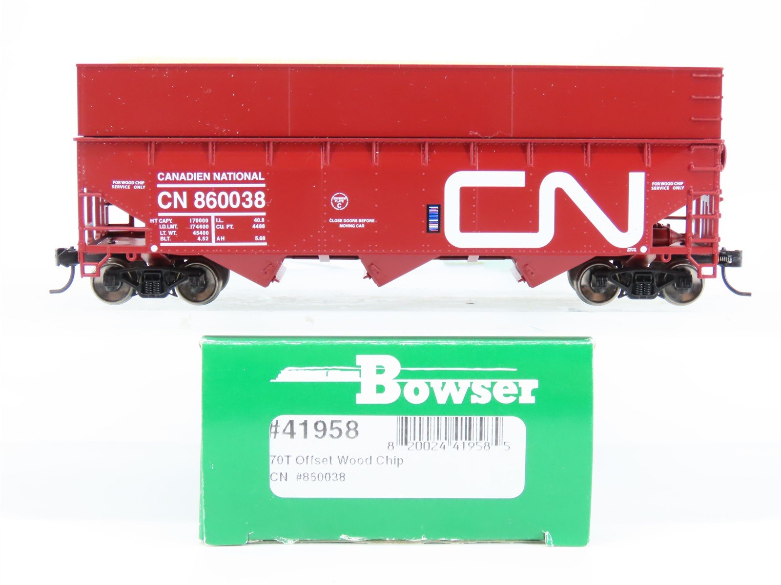 HO Scale Bowser 41958 CN Canadien National 70T Offset Wood Chip Gondola #860038