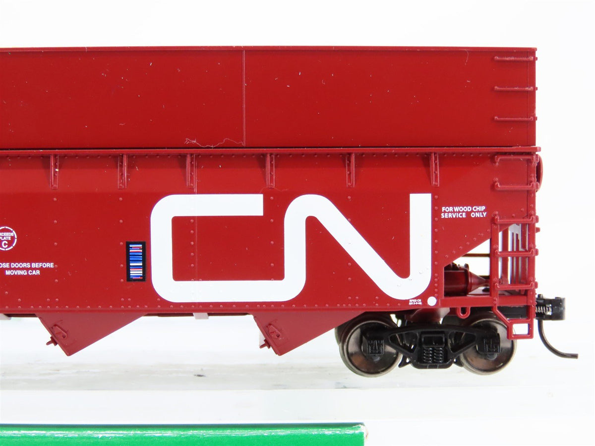 HO Scale Bowser 41958 CN Canadien National 70T Offset Wood Chip Gondola #860038