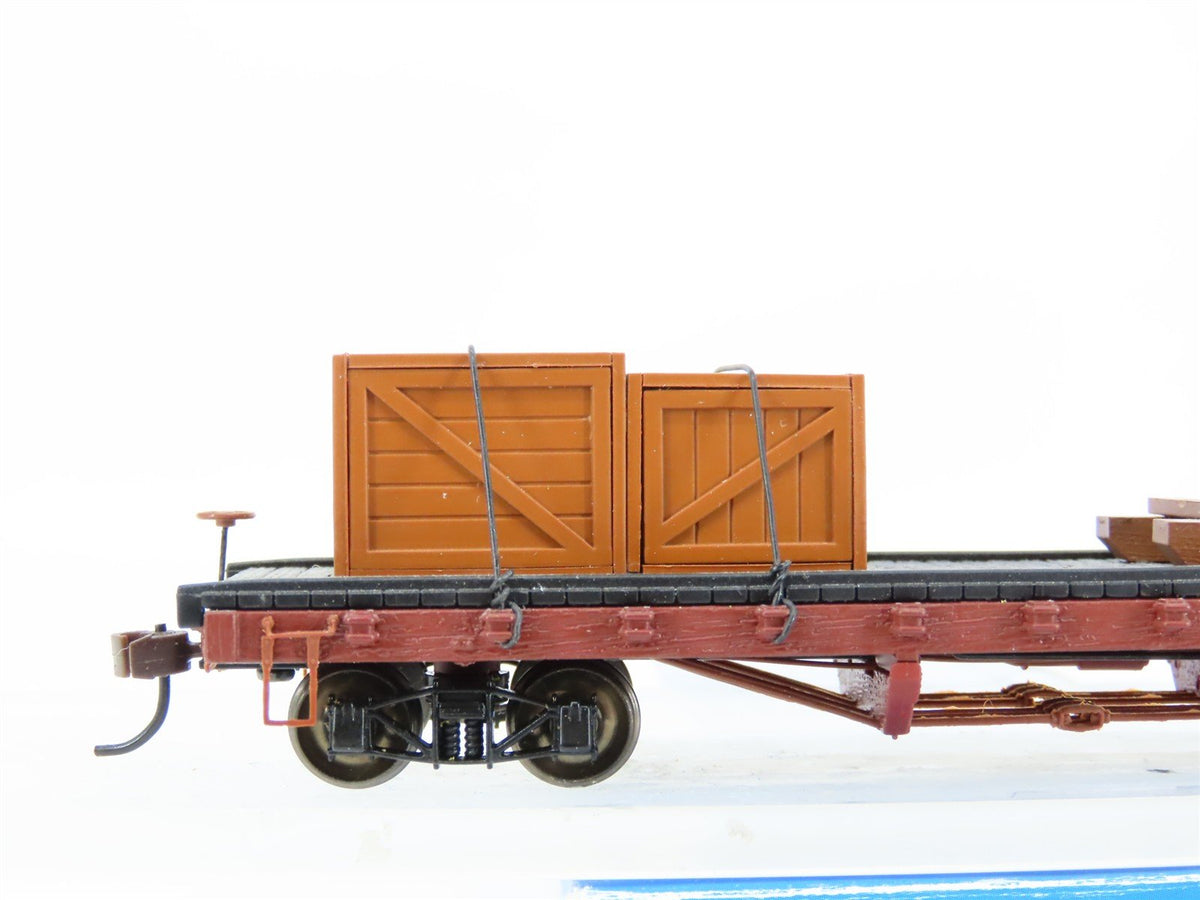 HO Scale Bachmann Silver Series 18301 Log Car w/2 Log Skidders