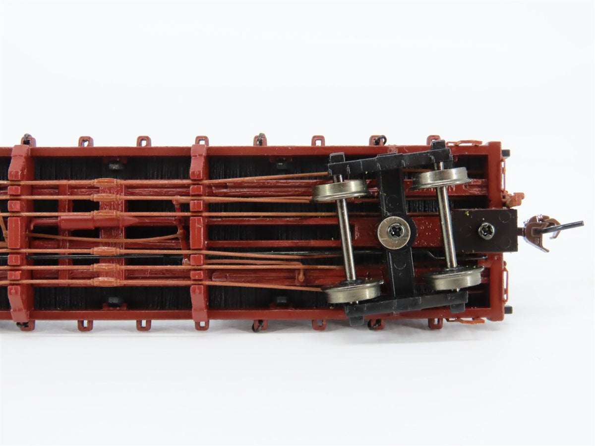 HO Scale Bachmann Silver Series 18301 Log Car w/2 Log Skidders