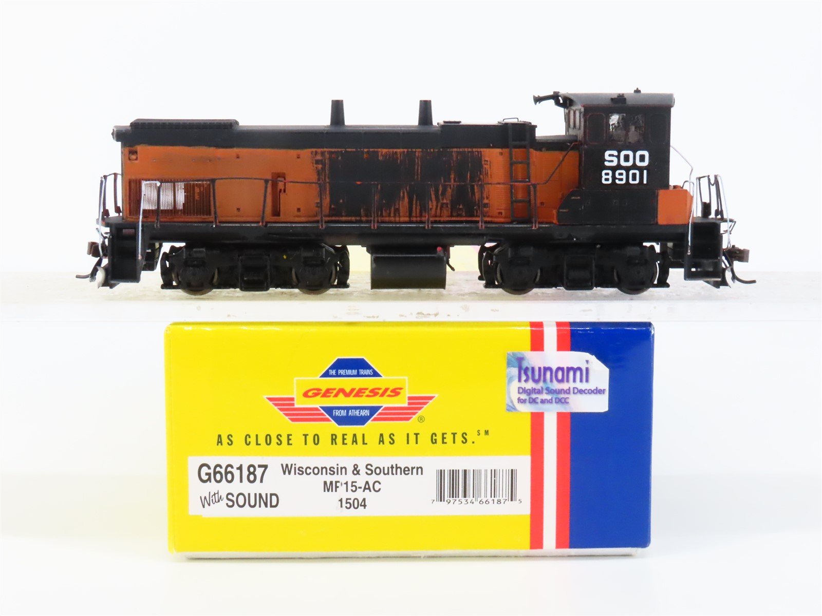 HO Athearn Genesis G66187 SOO EMD MP15-AC Diesel #8901 - Custom w/ DCC & Sound