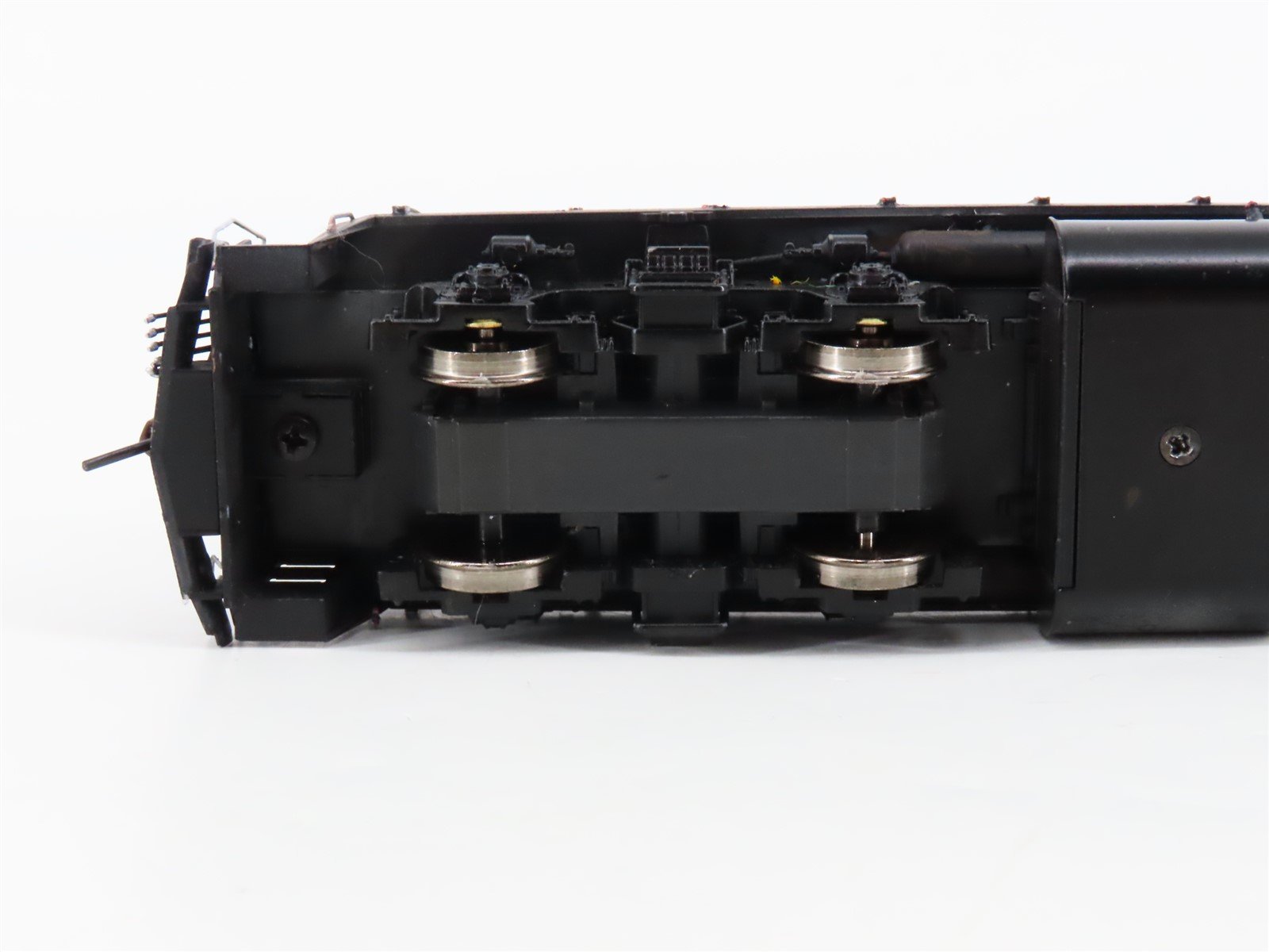 HO Athearn Genesis G66187 SOO EMD MP15-AC Diesel #8901 - Custom w/ DCC & Sound