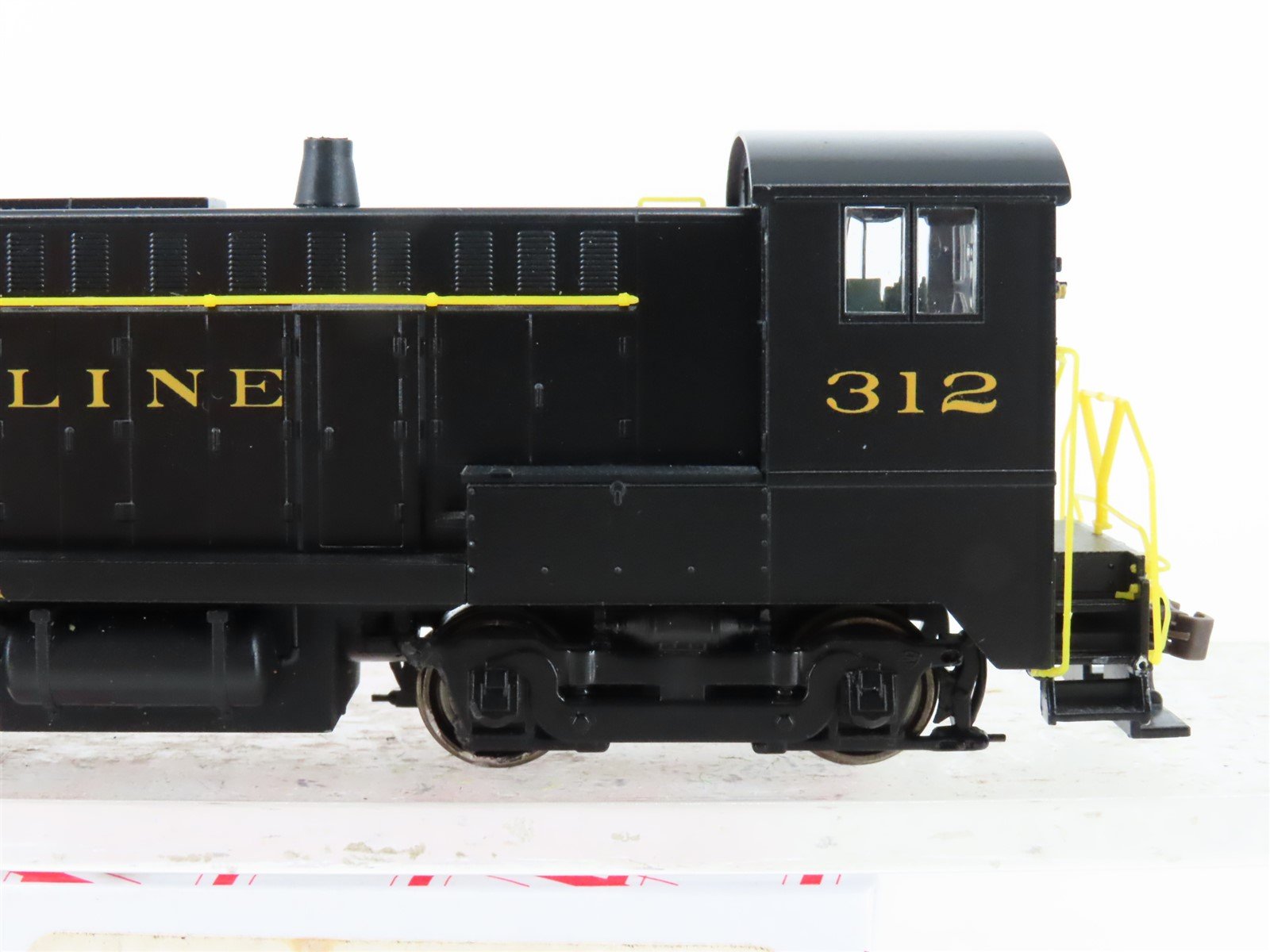 HO Scale Stewart 4816 SOO Line Baldwin DS-4-4-1000 Diesel