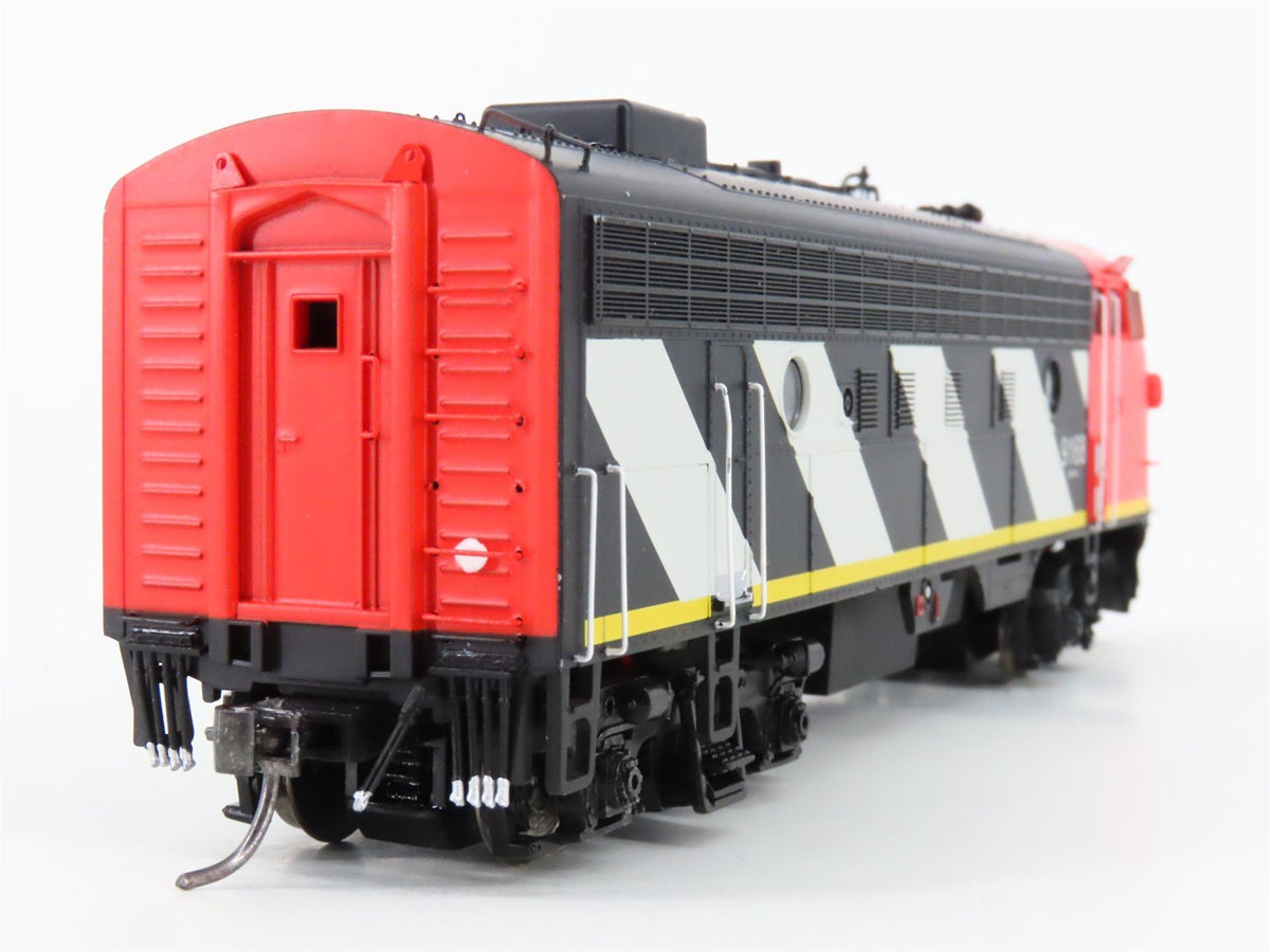 HO Bowser Executive 24038 CN Canadian National F7A Diesel #9168 w/ DCC &amp; Sound