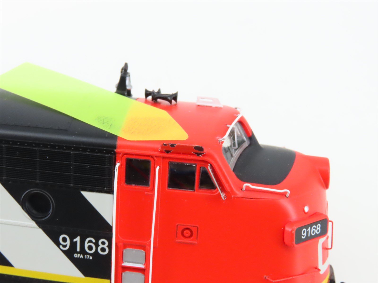 HO Bowser Executive 24038 CN Canadian National F7A Diesel #9168 w/ DCC & Sound