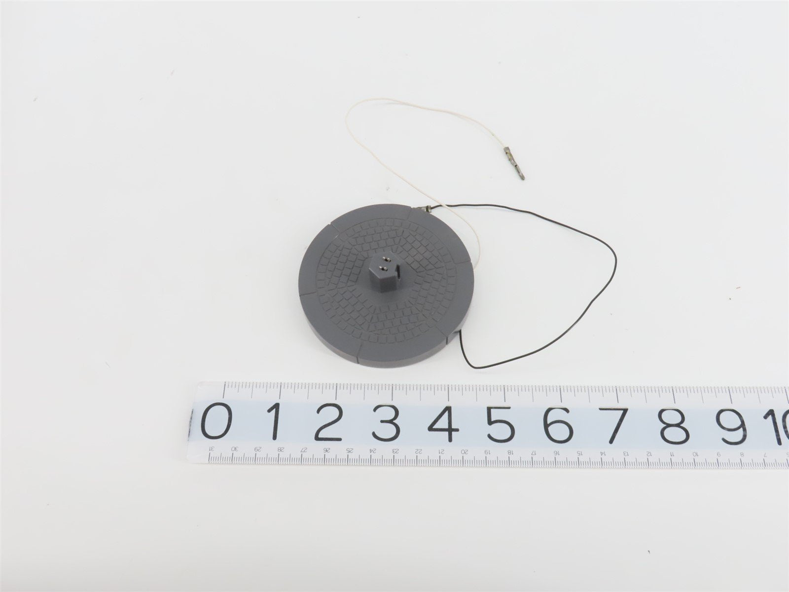 G 1/22.5 Scale LGB 5056 Double Station Light