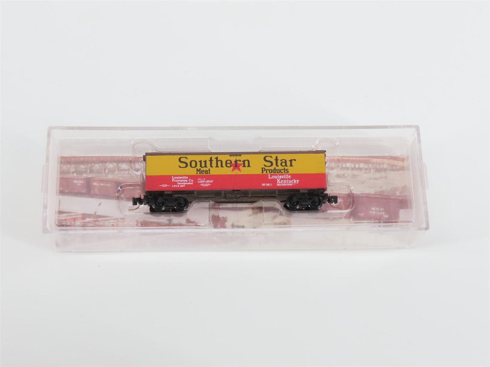 Z Scale Micro-Trains MTL 51800180 LPCX Southern Star Meat 40' Wood Reefer #207