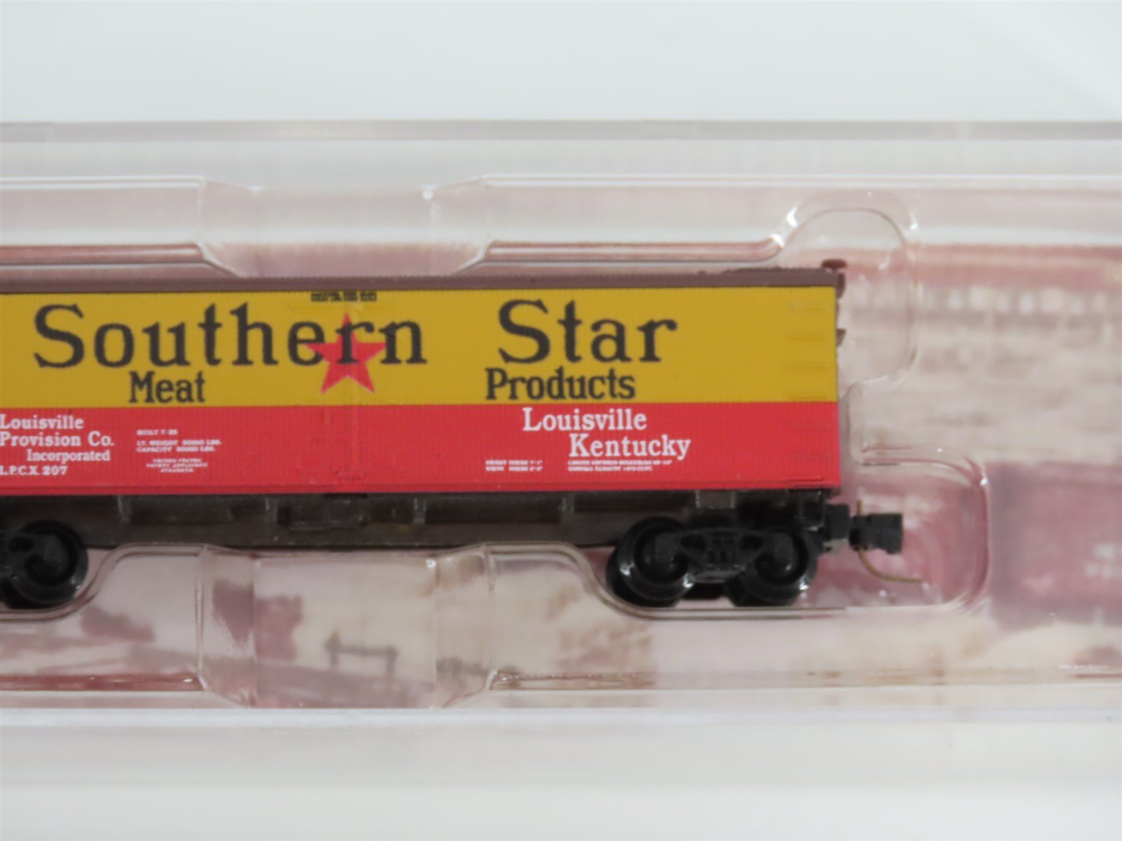 Z Scale Micro-Trains MTL 51800180 LPCX Southern Star Meat 40' Wood Reefer #207