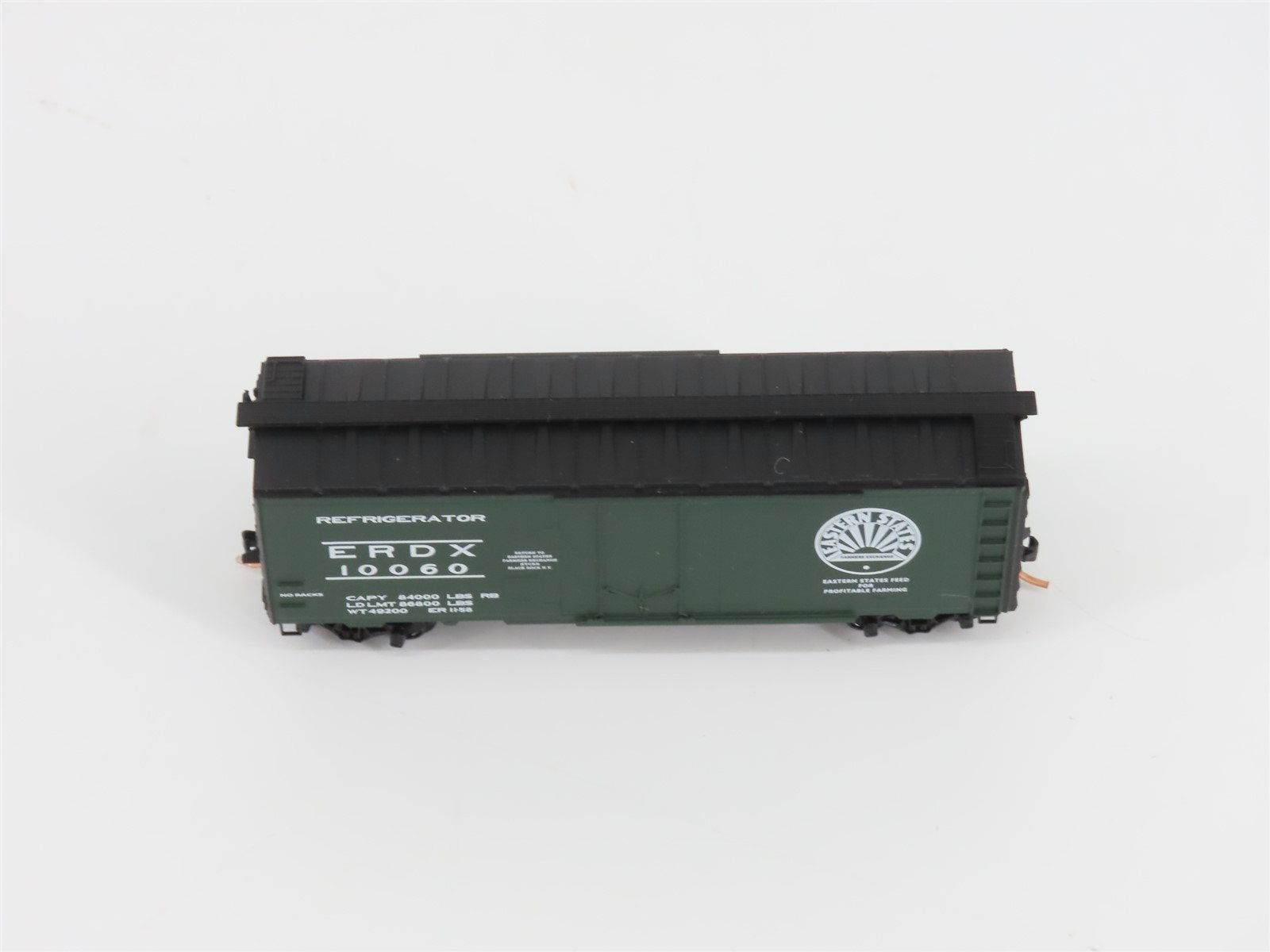 N Micro-Trains MTL 21420 ERDX Eastern States Farmers Exchange 40' Box Car #10060