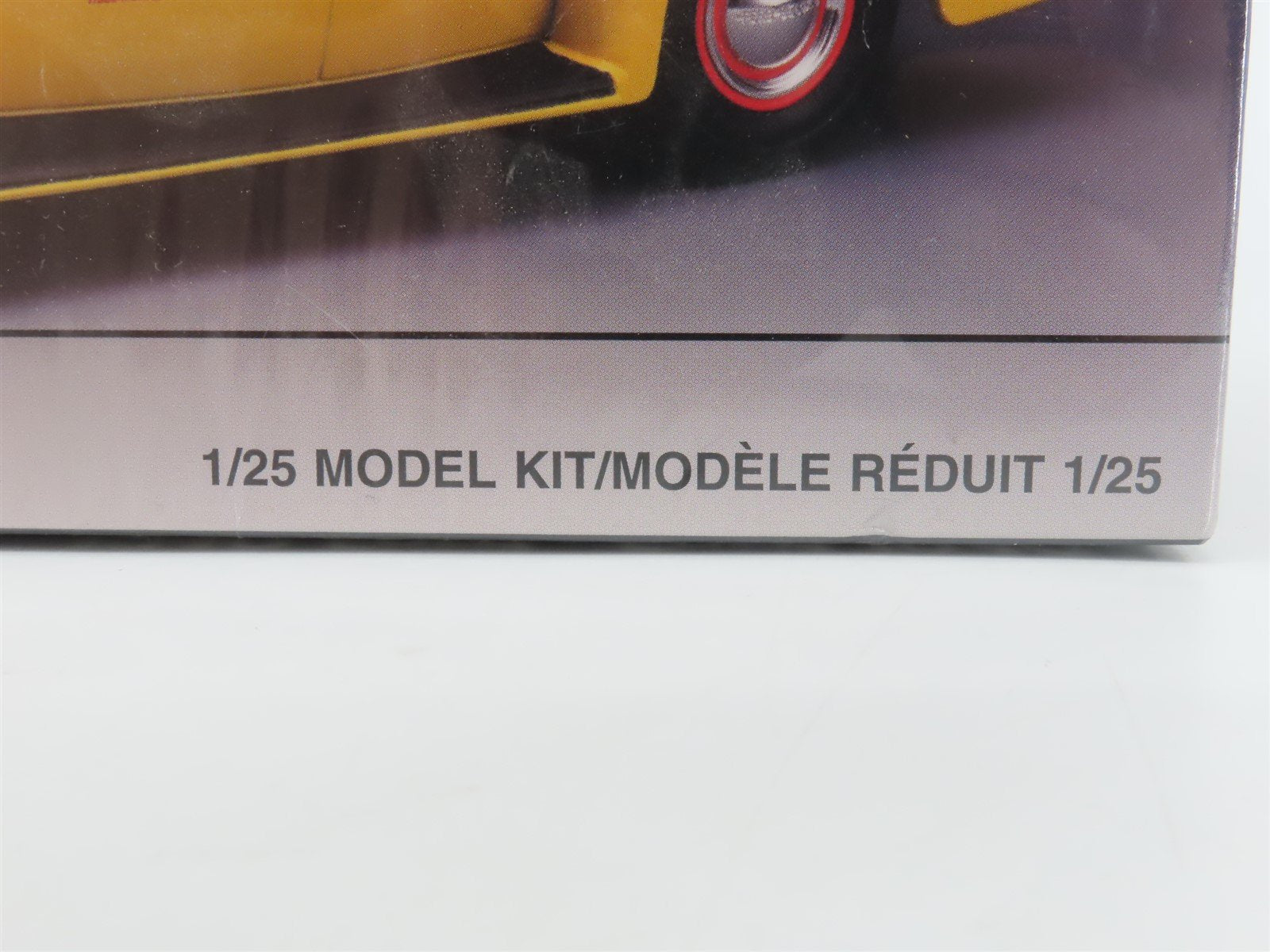 1:25 Scale AMT Ertl Kit H823 Coca-Cola 1940 Ford Coupe - Sealed