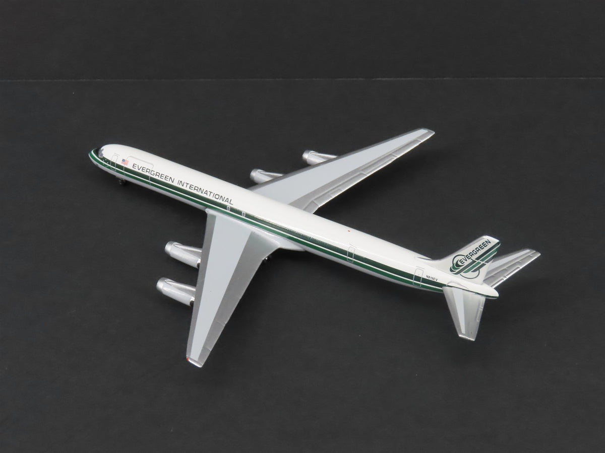 1:400 AeroClassics AC411118 Die-Cast Evergreen Douglas DC-8 Airliner N819EV
