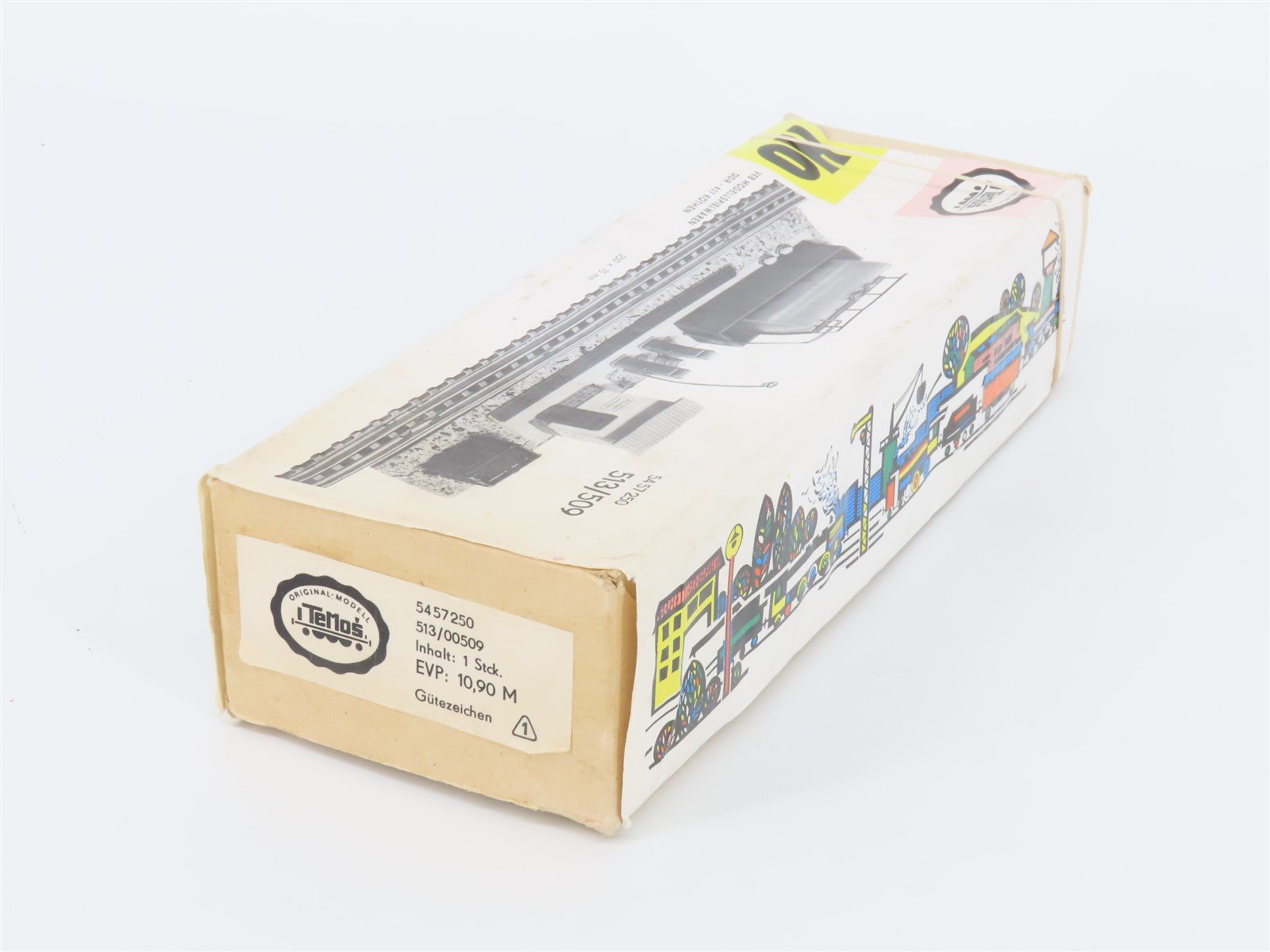 HO 1/87 Scale Temos 513/509 Fueling Station Scene