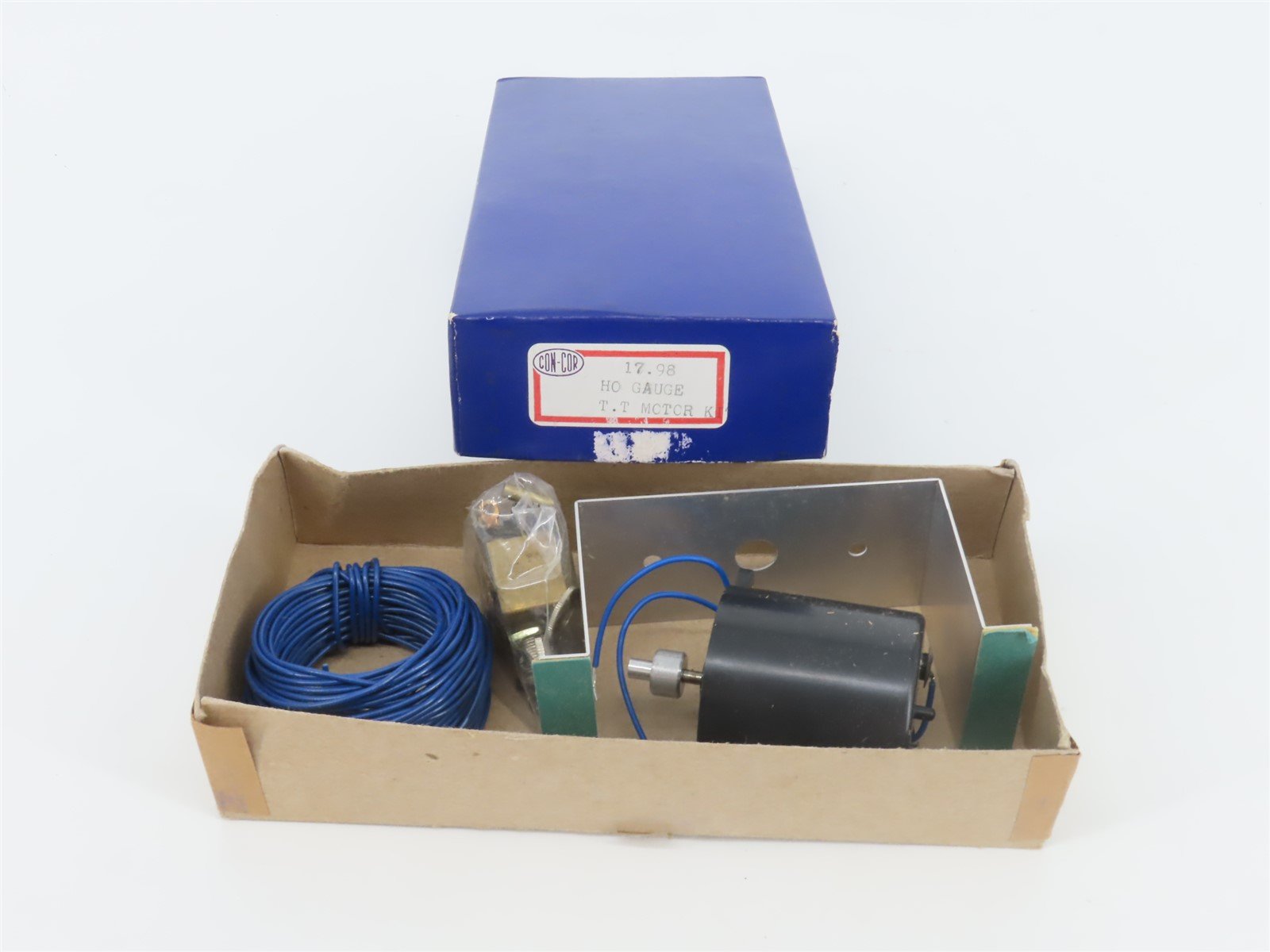 HO Scale Con-Cor Turntable Motor Kit w/ Toggle Switch