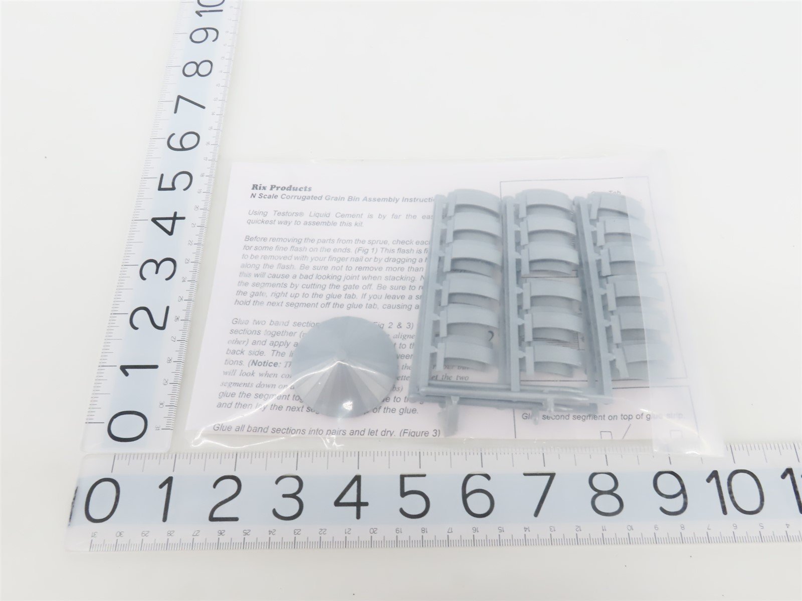 N 1/160 Scale Rix Products Kit #628-0704 Corrugated 40' Tall Grain Bin