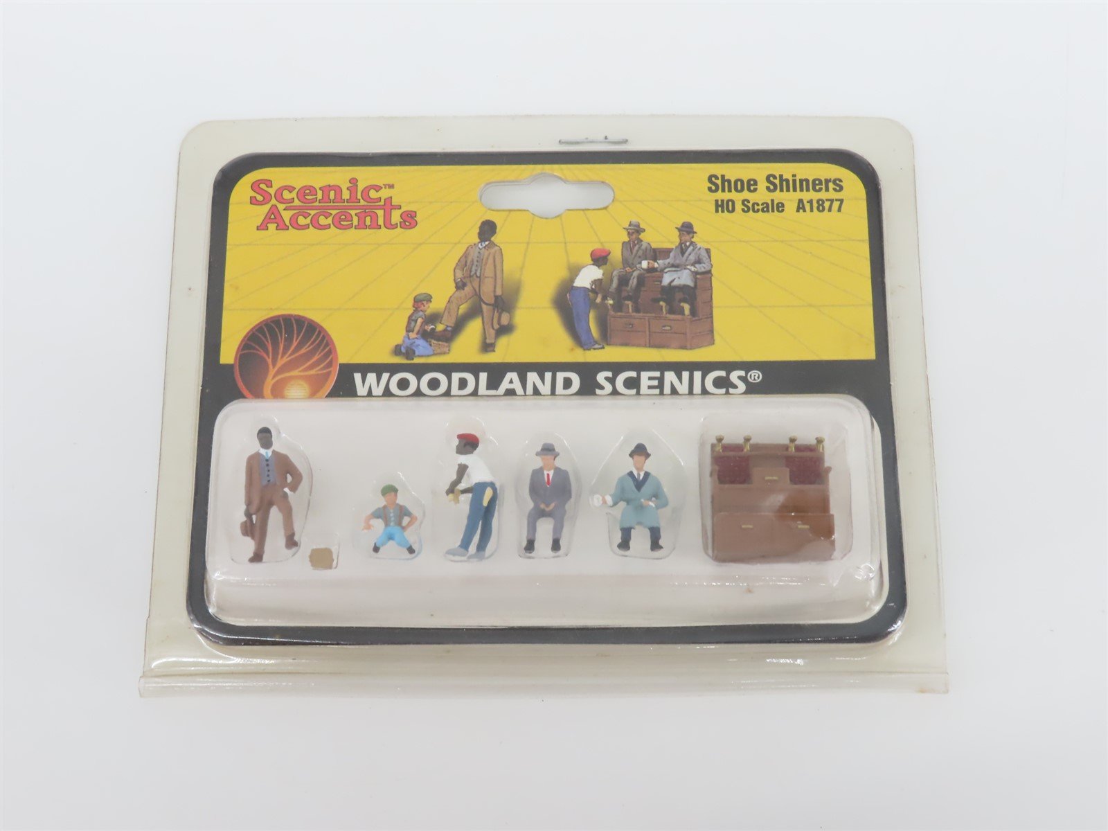 HO 1/87 Scale Woodland Scenics A1877 Shoe Shiners Figure Set
