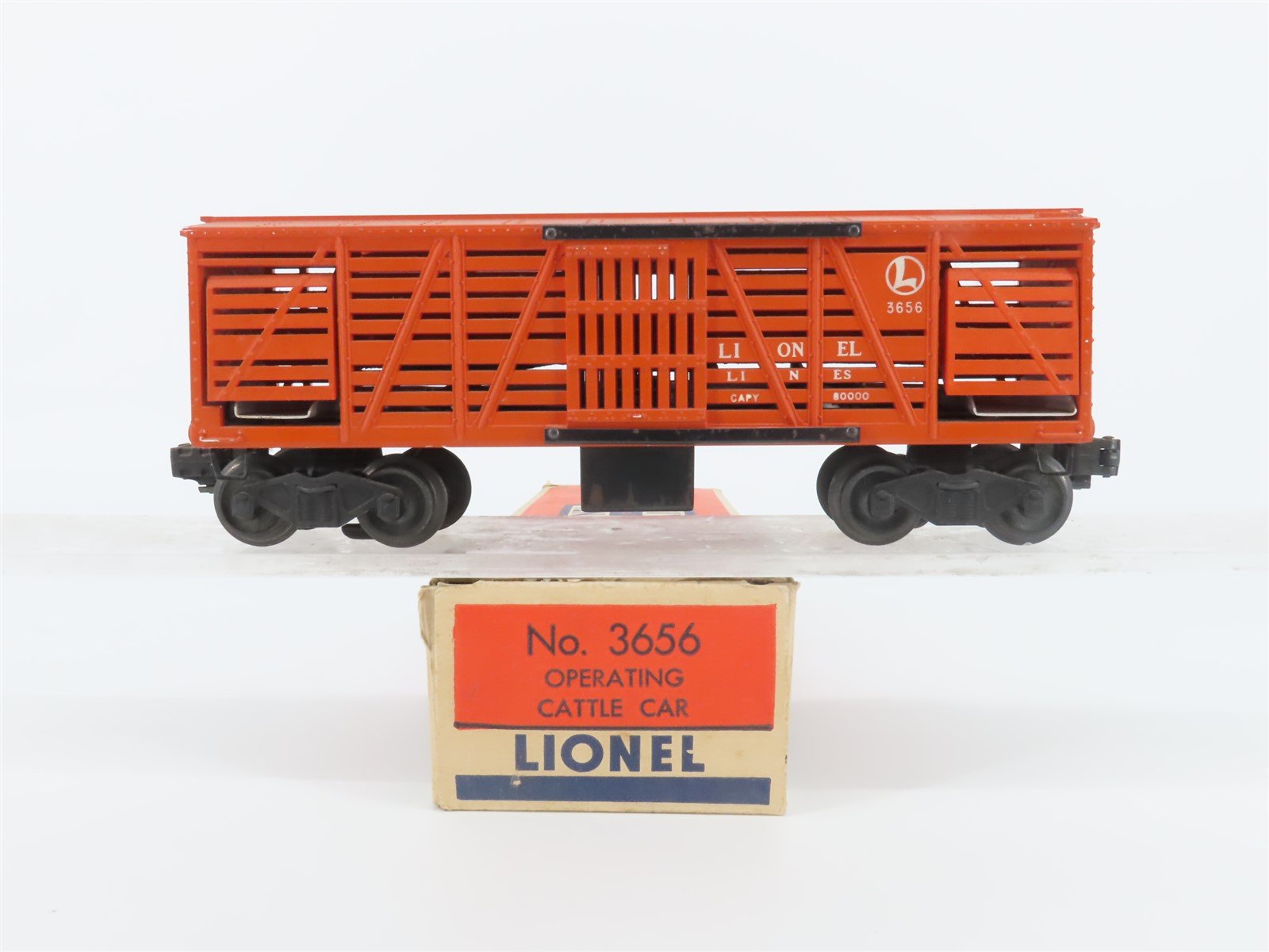 O Gauge 3-Rail Lionel Lines 3656 Operating Cattle Stock Car