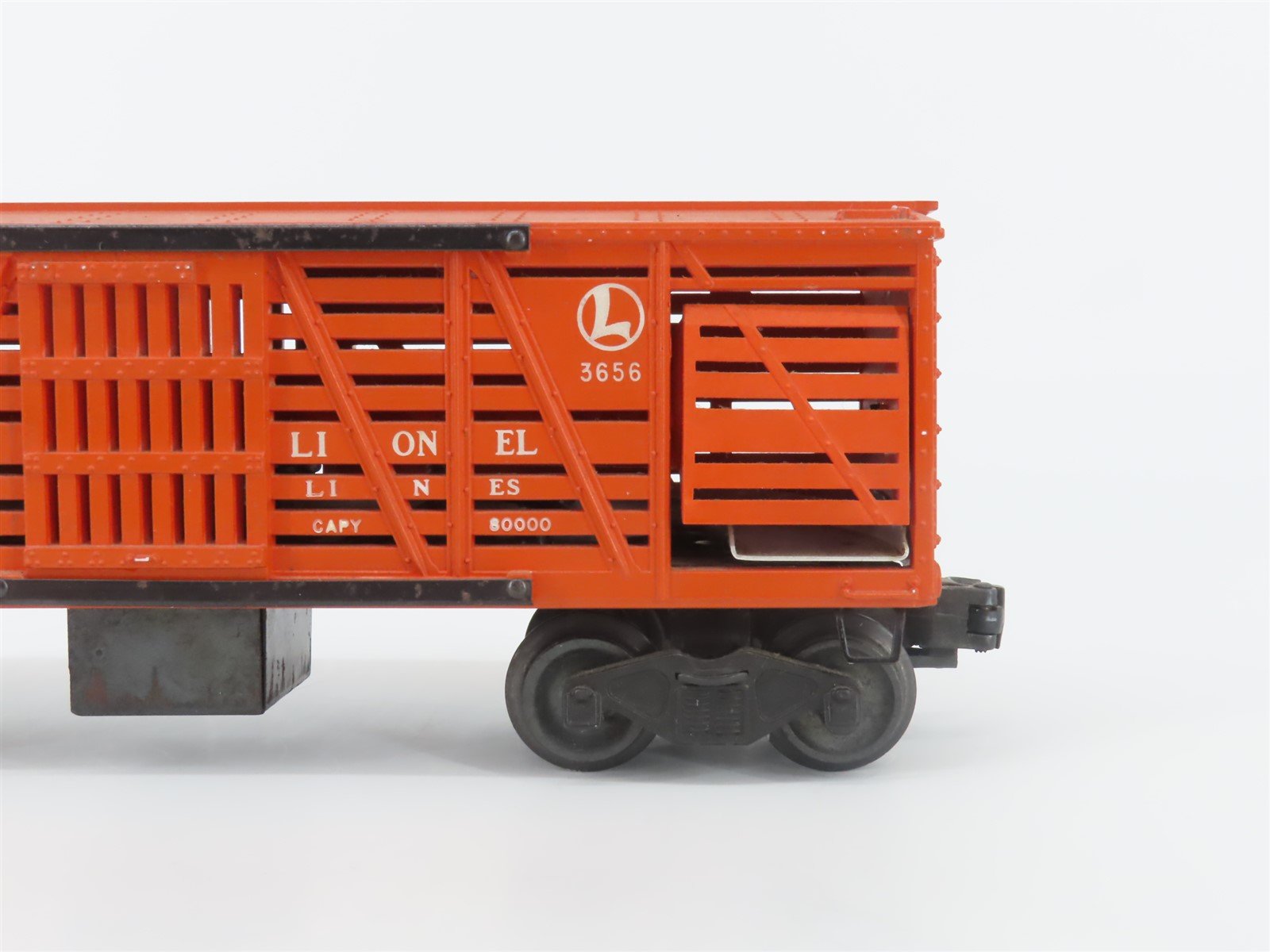 O Gauge 3-Rail Lionel Lines 3656 Operating Cattle Stock Car