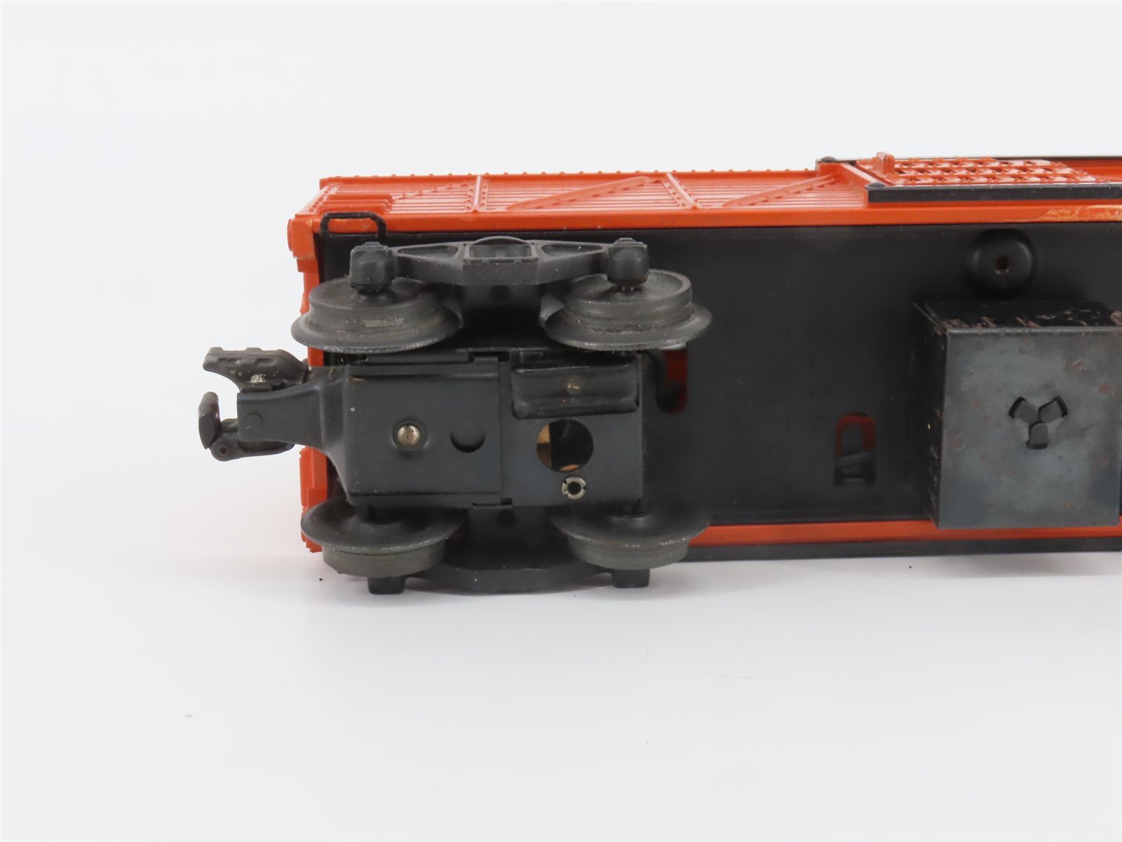 O Gauge 3-Rail Lionel Lines 3656 Operating Cattle Stock Car