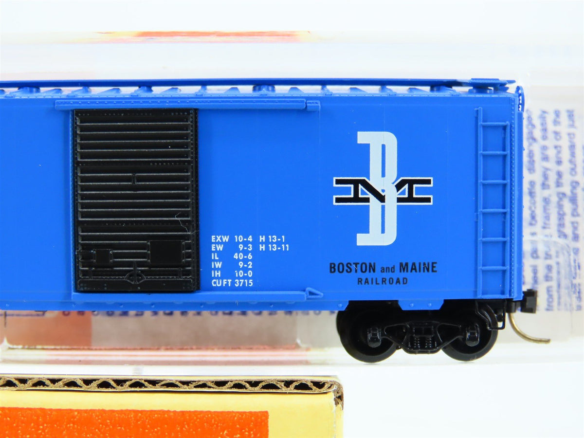 N Scale Micro-Trains MTL 6464-475 Lowell Smith BM Boston &amp; Maine Box Car 6464475