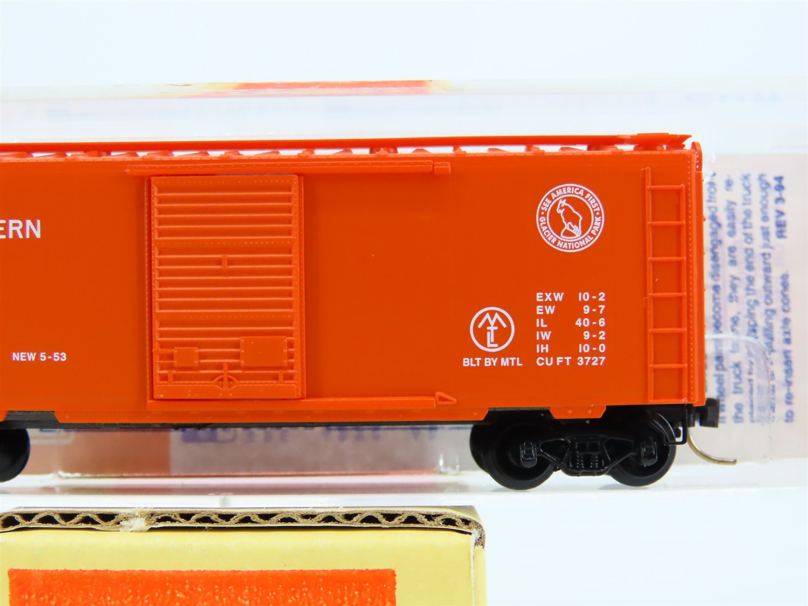 N Scale Micro-Trains MTL 6464-25 Lowell Smith GN Great Northern Box Car 6464