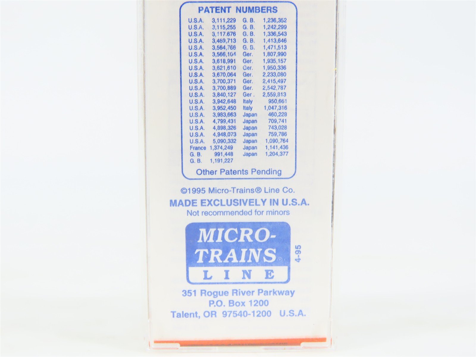 N Micro-Trains MTL 6464-175 Lowell Smith RI Rock Island Box Car 6464