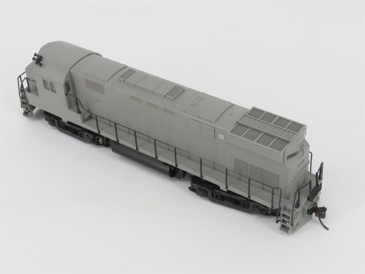 HO Scale Atlas/KATO 8050 Undecorated ALCO C-424 Diesel Locomotive