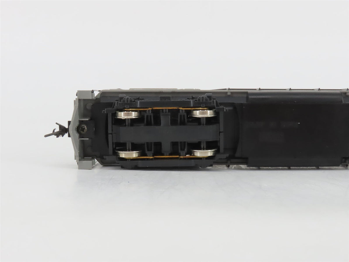 HO Scale Atlas/KATO 8050 Undecorated ALCO C-424 Diesel Locomotive