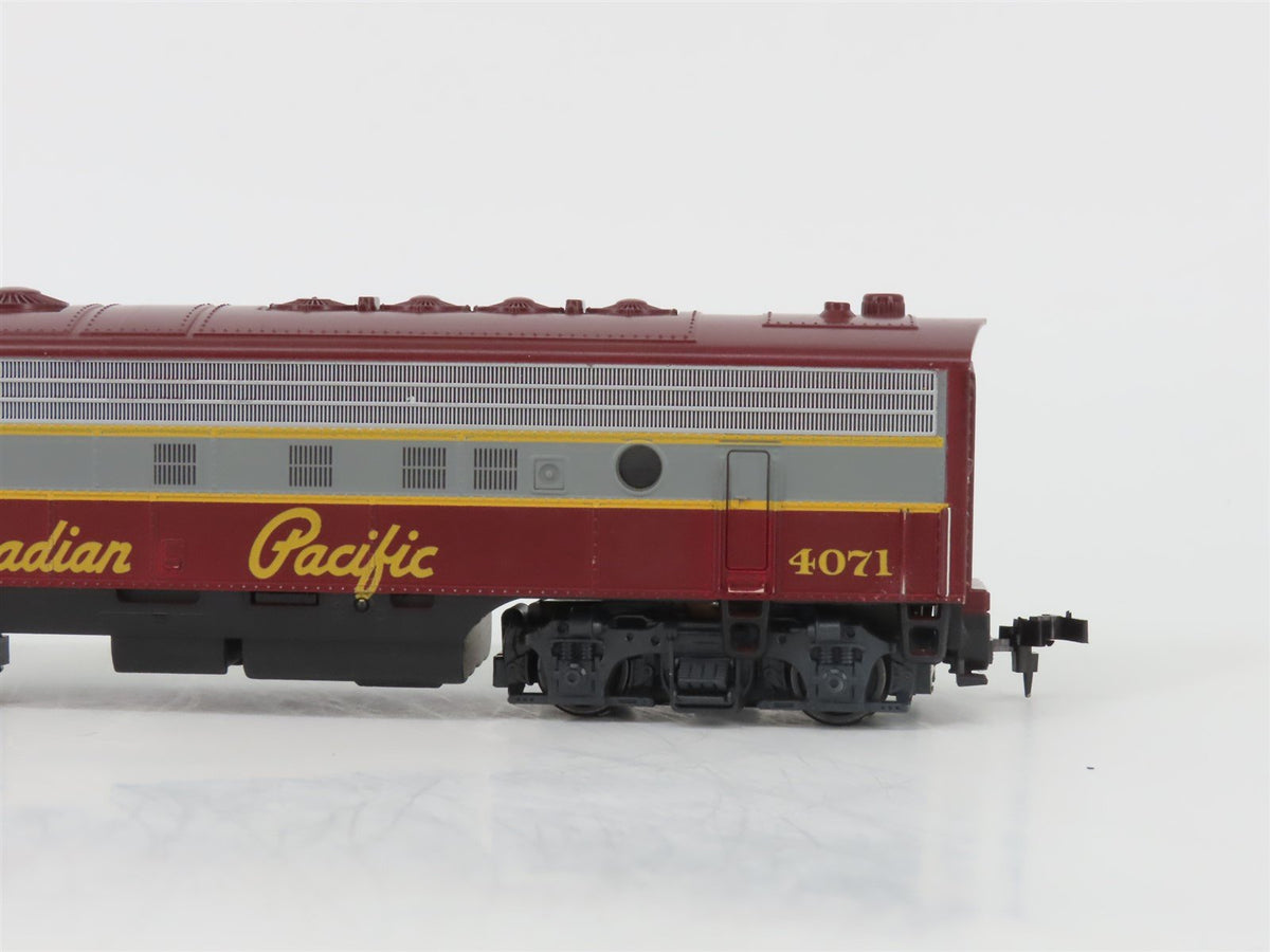 HO Scale Atlas 8307 CP Canadian Pacific EMD FP7 Diesel Locomotive #4071