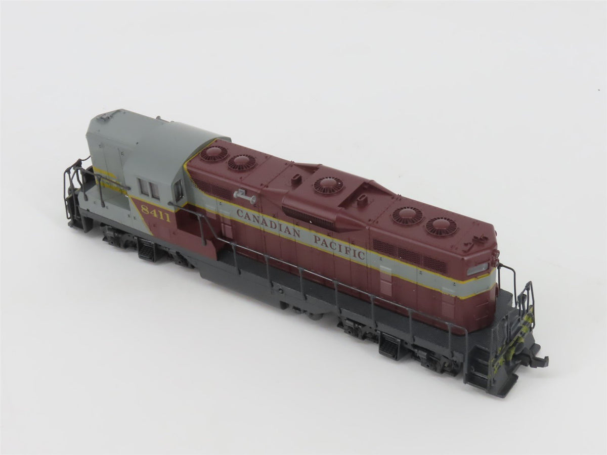HO Scale Atlas/KATO 8207 CP Canadian Pacific EMD GP7 Diesel Locomotive #8411