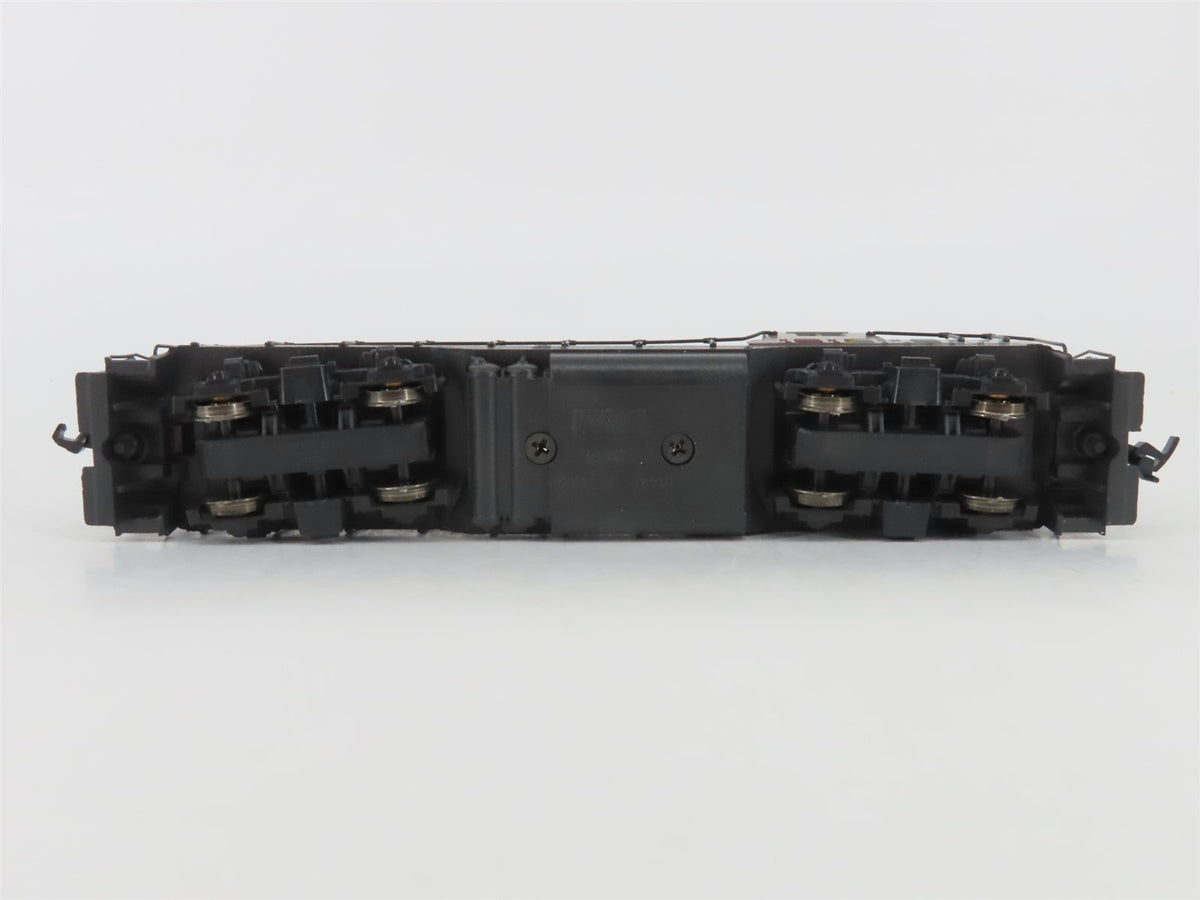 HO Scale Atlas/KATO 8207 CP Canadian Pacific EMD GP7 Diesel Locomotive #8411