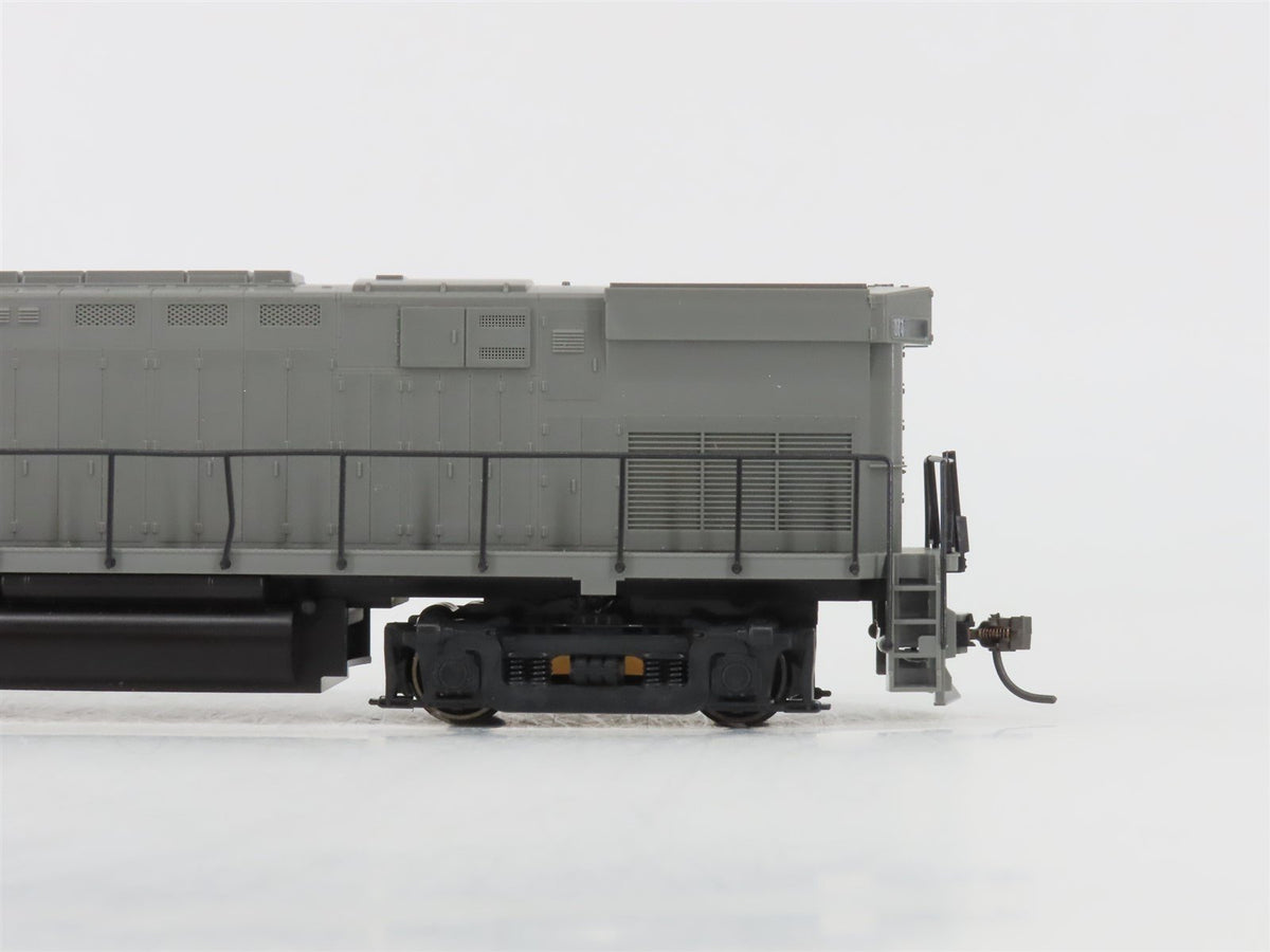 HO Scale Atlas/KATO 8055 Undecorated ALCO C-424 Ph. 1 Diesel Locomotive