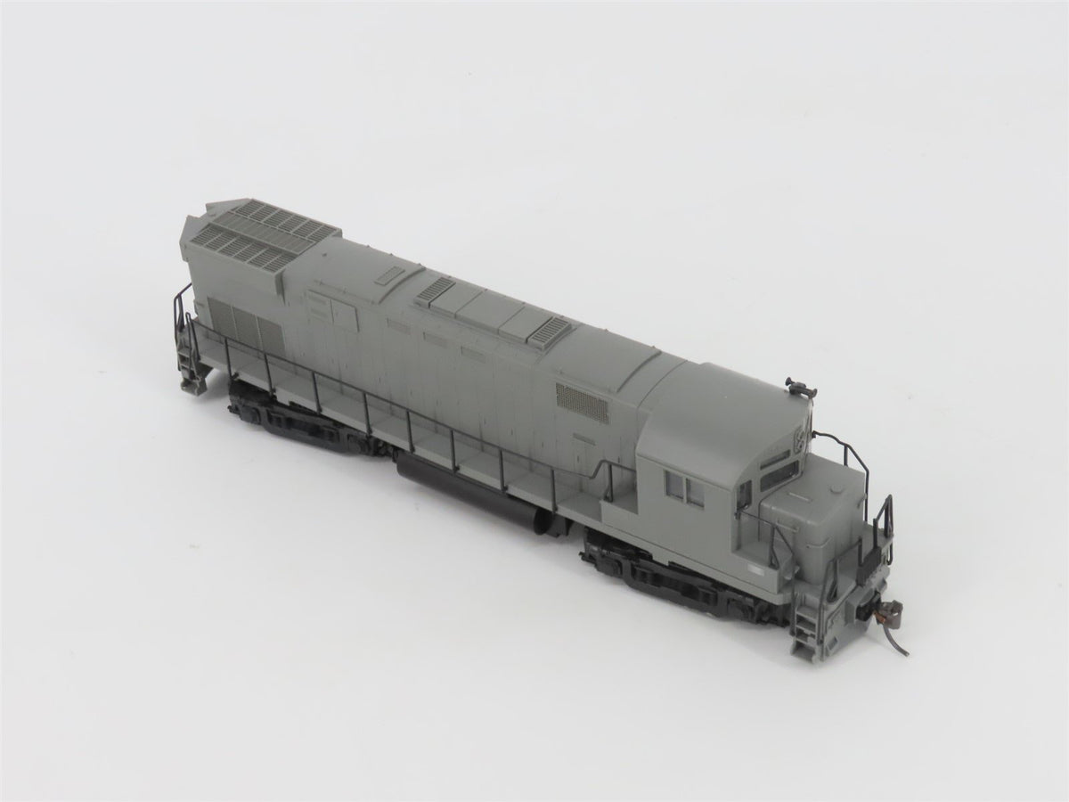 HO Scale Atlas/KATO 8055 Undecorated ALCO C-424 Ph. 1 Diesel Locomotive