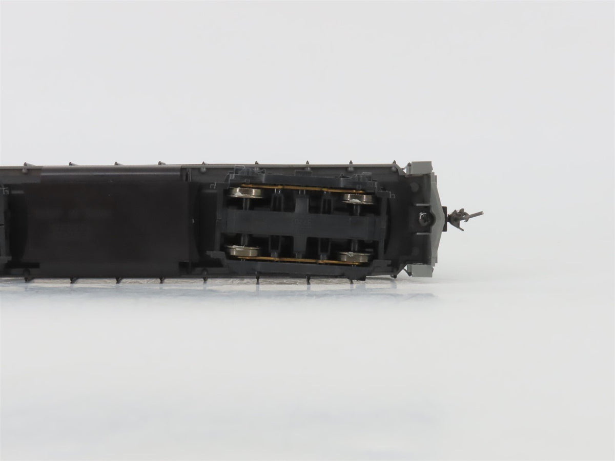 HO Scale Atlas/KATO 8055 Undecorated ALCO C-424 Ph. 1 Diesel Locomotive
