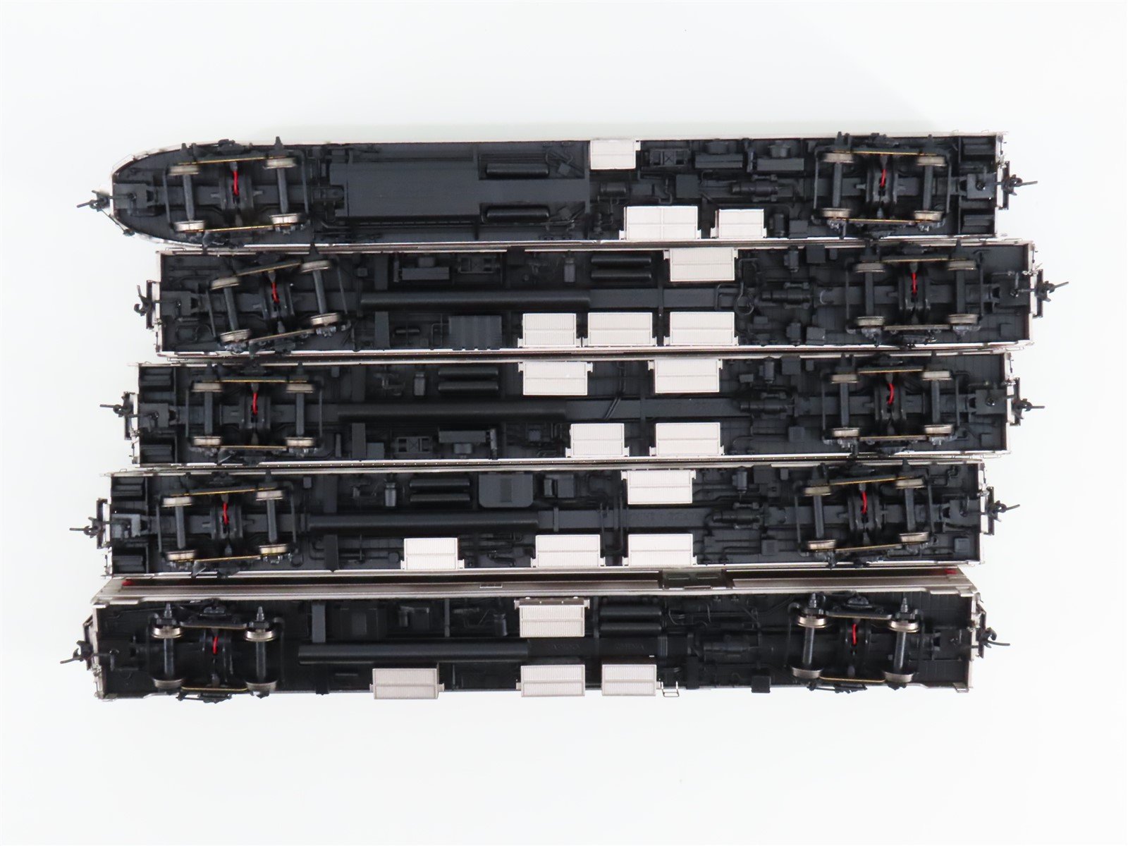 HO Rapido 210003 The Canadian FP9A/B/A Diesel Passenger Train Set w/ DCC & Sound