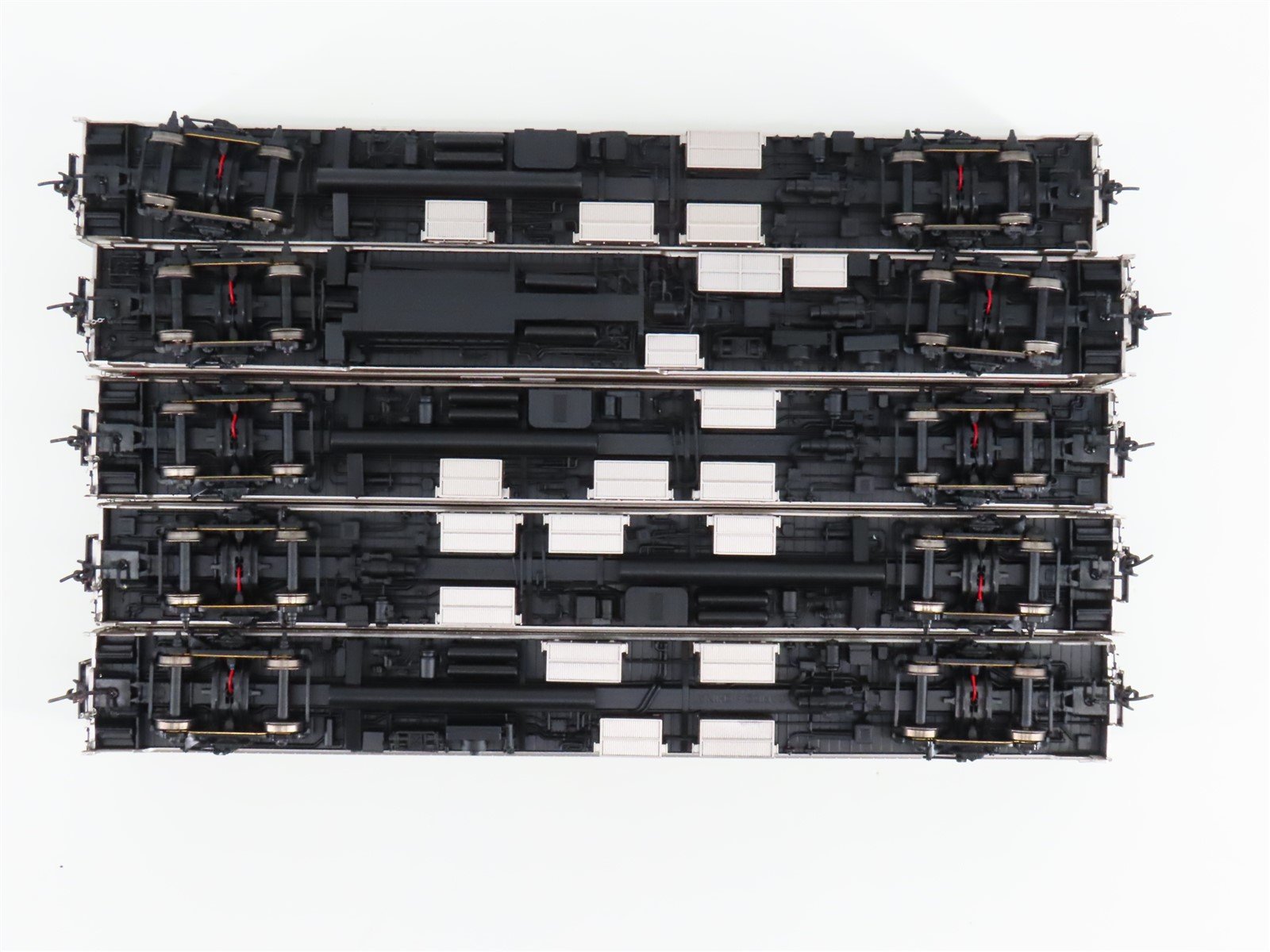 HO Rapido 210003 The Canadian FP9A/B/A Diesel Passenger Train Set w/ DCC & Sound