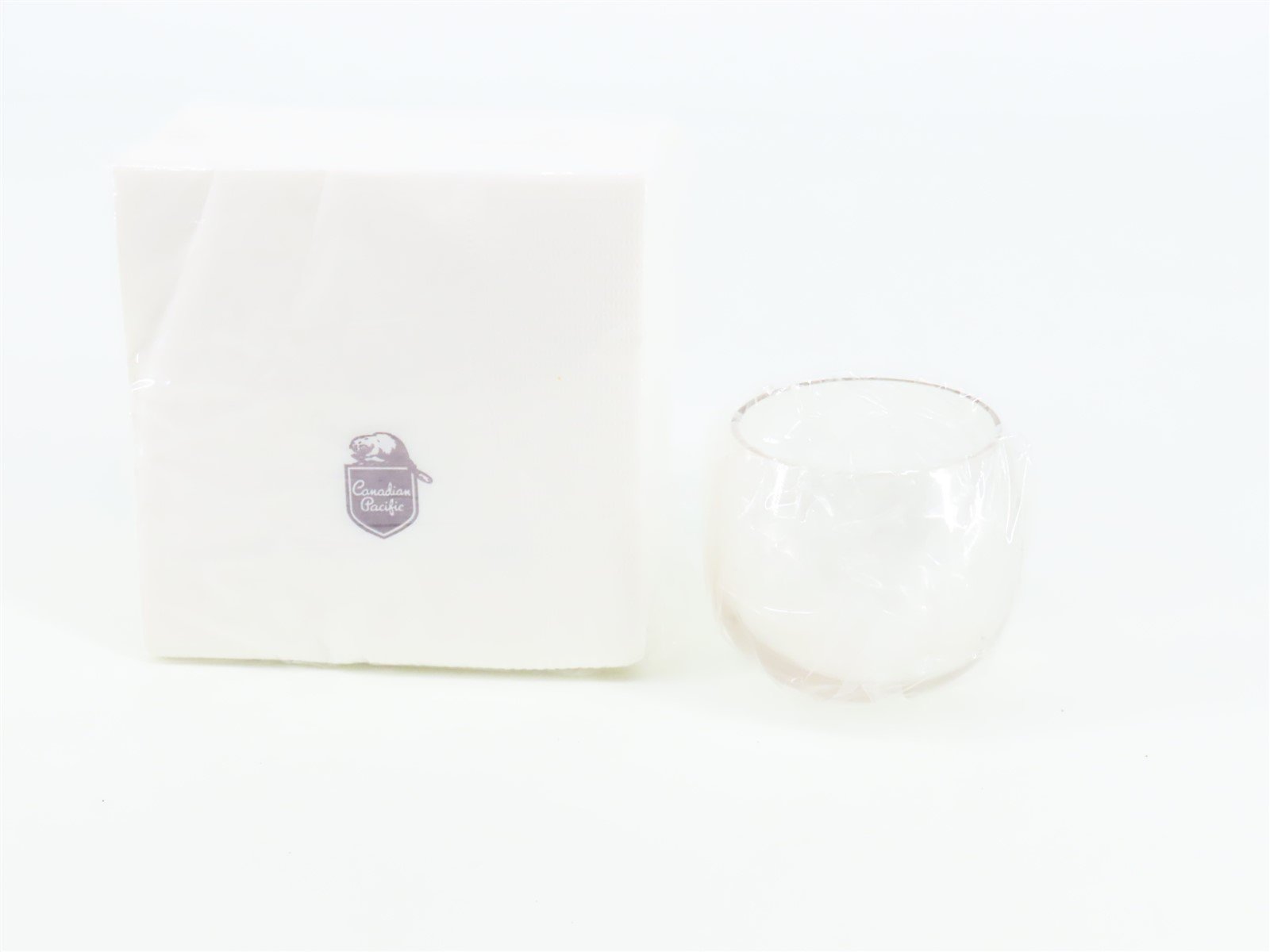 HO Rapido 210003 The Canadian FP9A/B/A Diesel Passenger Train Set w/ DCC & Sound