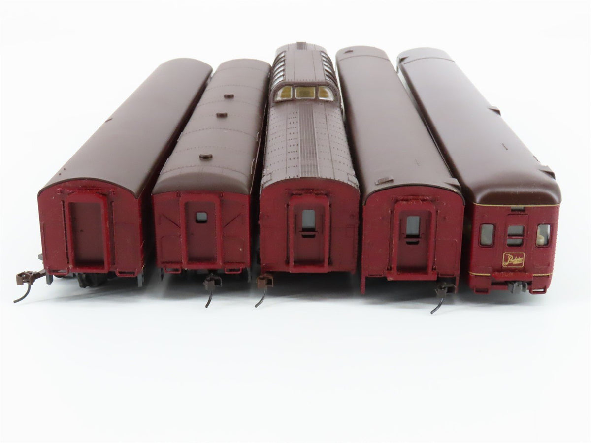 HO Scale Rivarossi NW Norfolk &amp; Western &quot;The Powhatan Arrow&quot; 5-Car Passenger Set