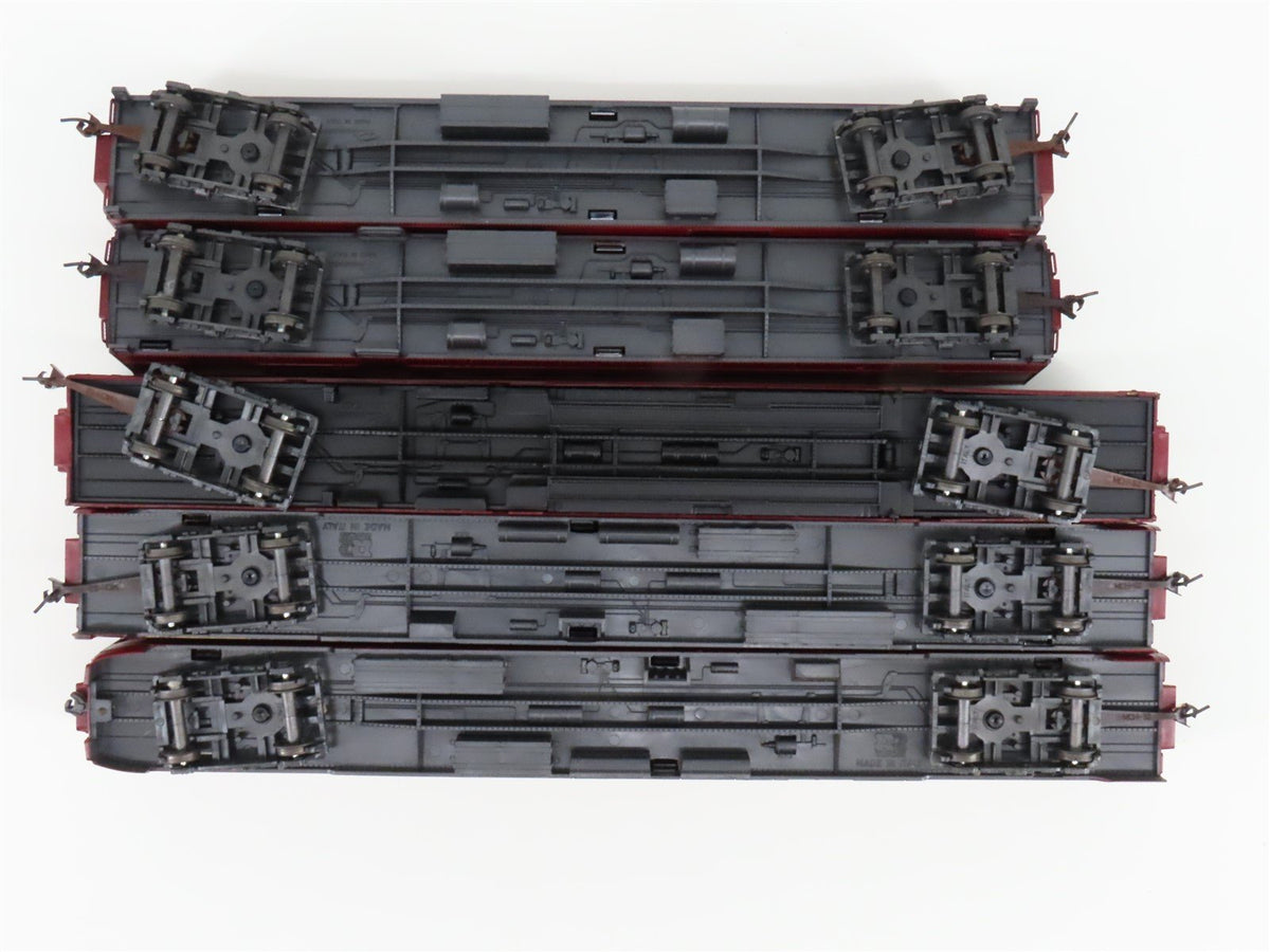 HO Scale Rivarossi NW Norfolk &amp; Western &quot;The Powhatan Arrow&quot; 5-Car Passenger Set
