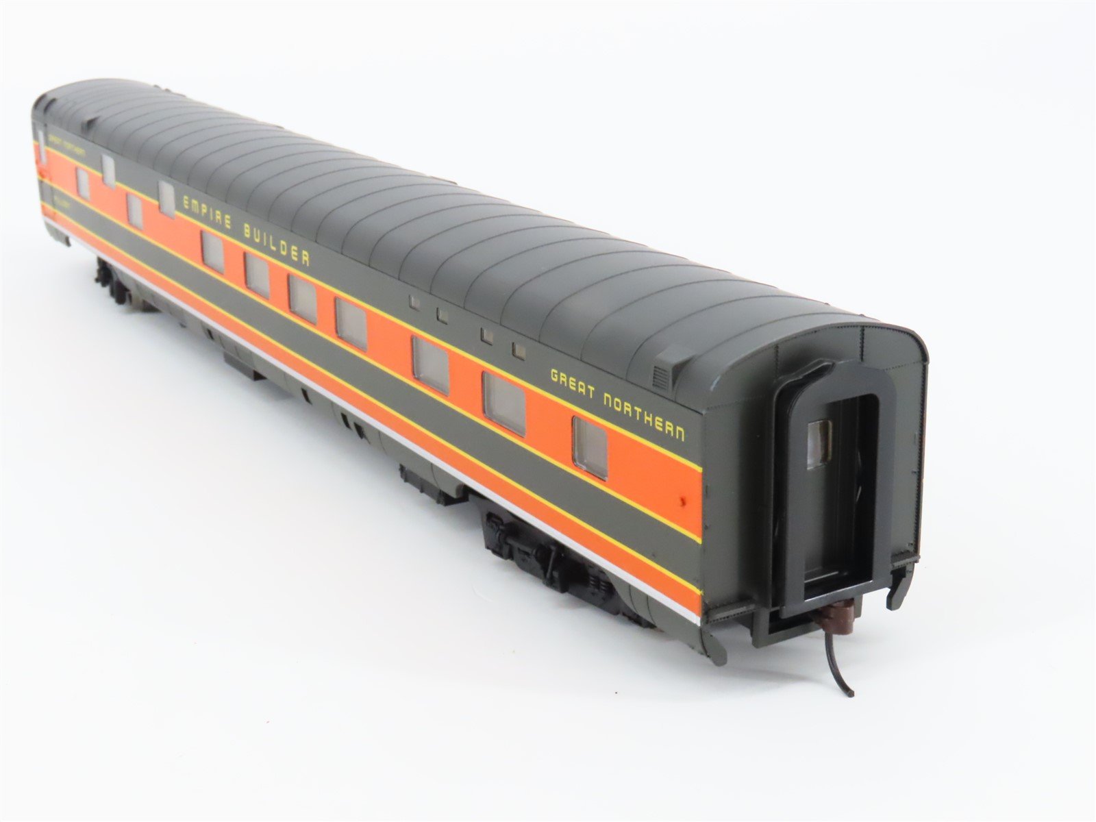 HO Scale Walthers 932-9033 GN Empire Builder P-S 7-4-3-1 Sleeper Passenger