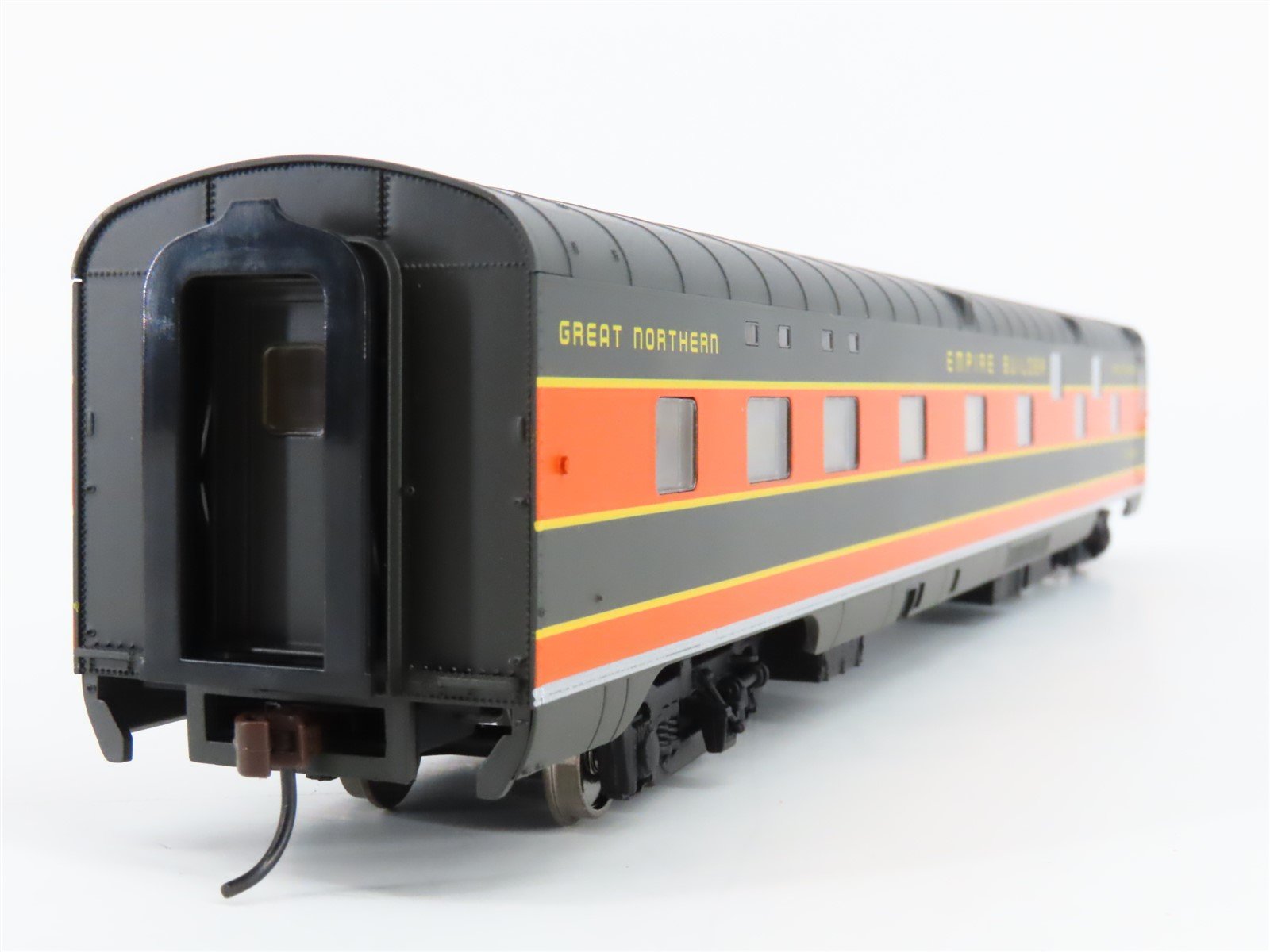 HO Scale Walthers 932-9033 GN Empire Builder P-S 7-4-3-1 Sleeper Passenger
