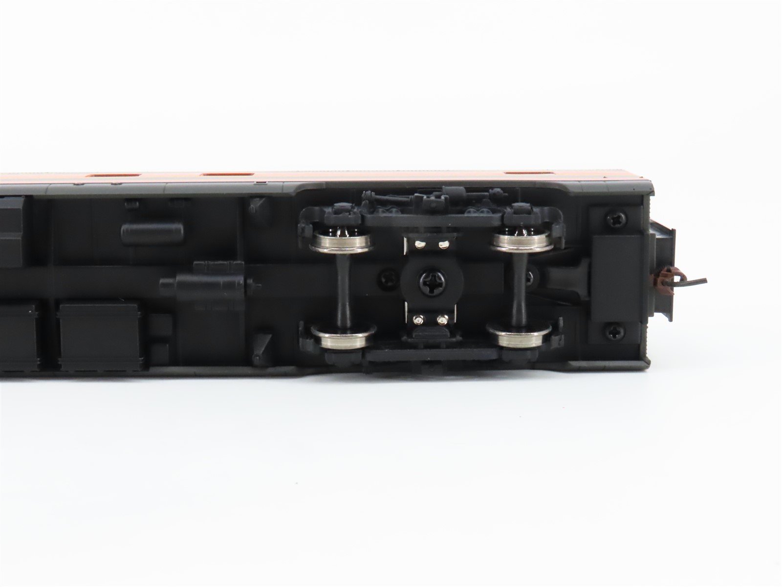 HO Scale Walthers 932-9035 GN Empire Builder AC&F Baggage-Dormitory Passenger