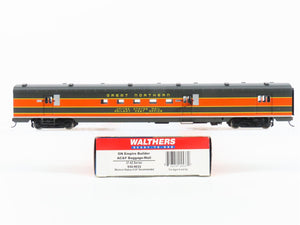 HO Scale Walthers 932-9032 GN Empire Builder AC&F Baggage-Mail Passenger Car