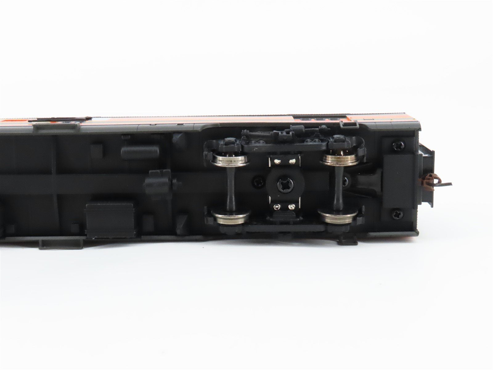 HO Scale Walthers 932-9032 GN Empire Builder AC&F Baggage-Mail Passenger Car