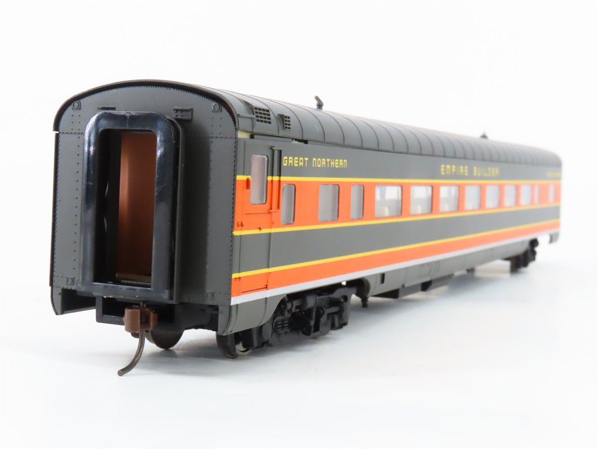 HO Scale Walthers 932-9031 GN Empire Builder AC&amp;F 60-Seat Coach Passenger